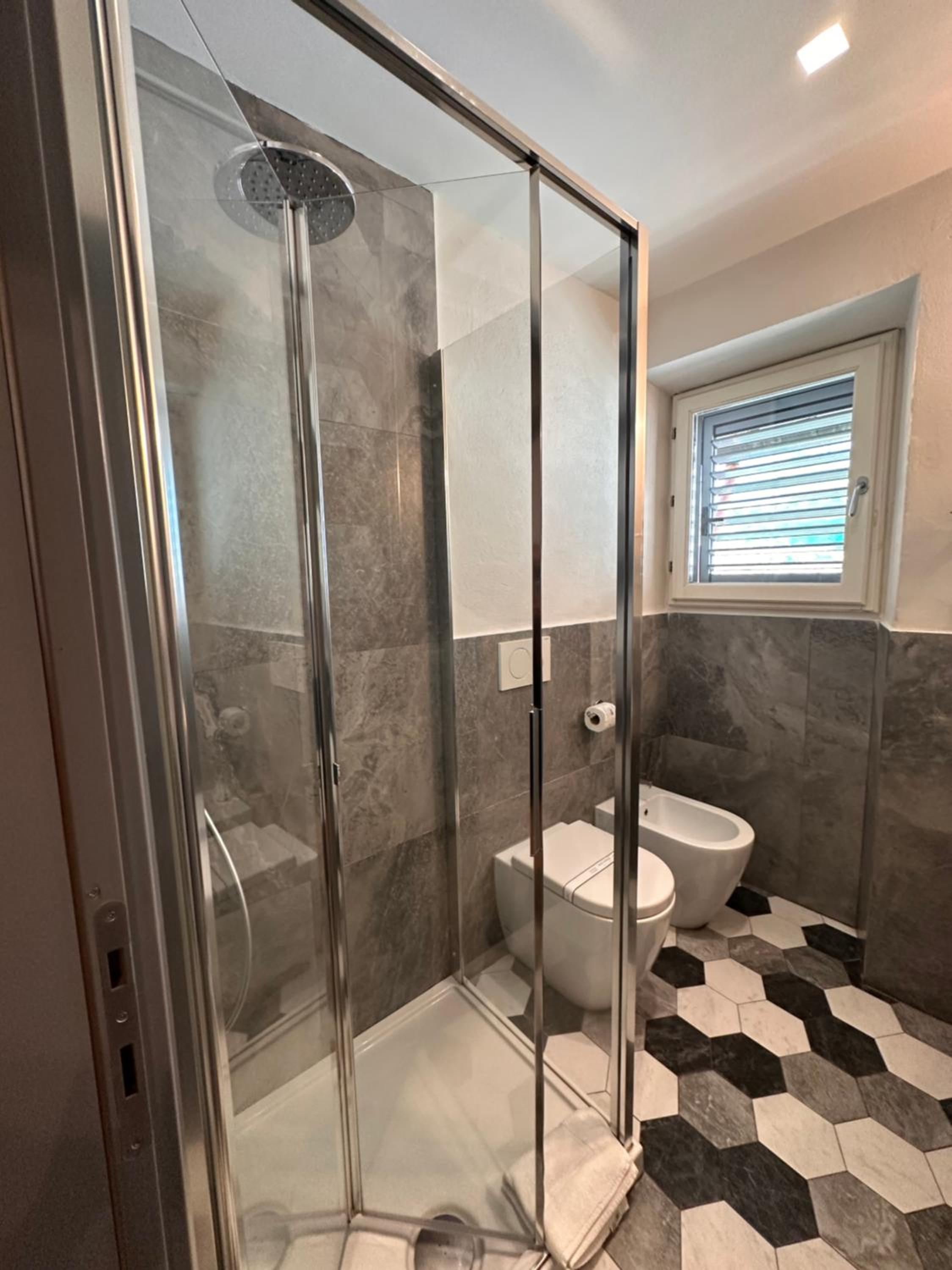 Large Double Room photo 1