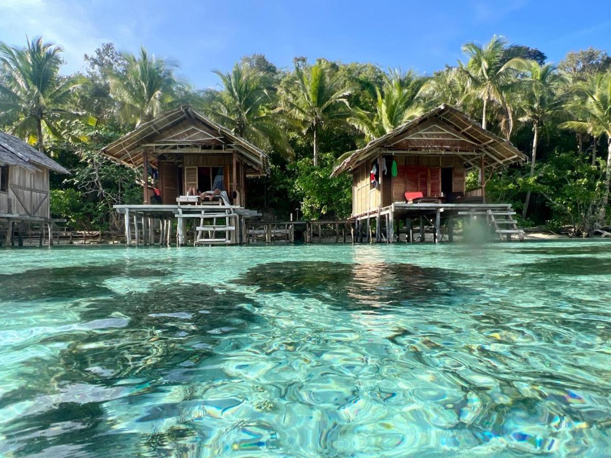 Bungalow with Sea View photo 2