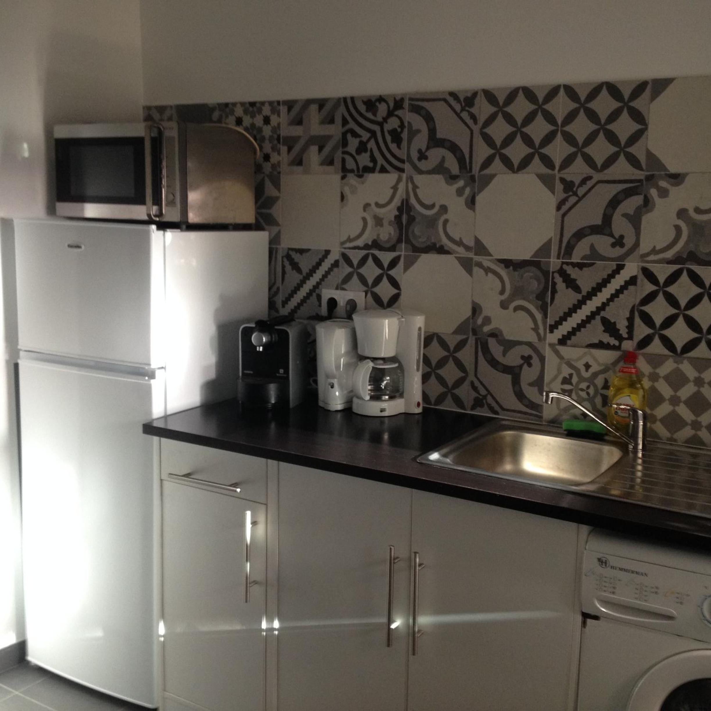 Two-Bedroom Apartment - Photo 20