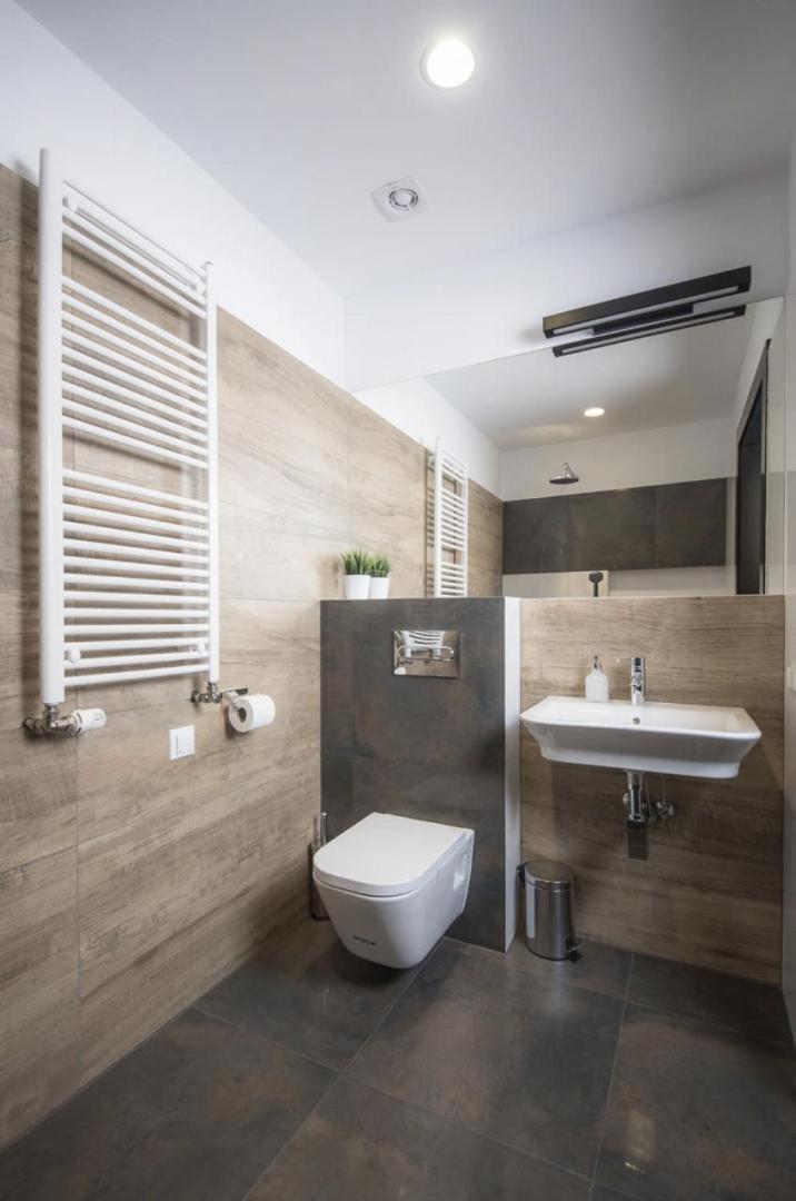 Double Room with Private Bathroom - Photo 2