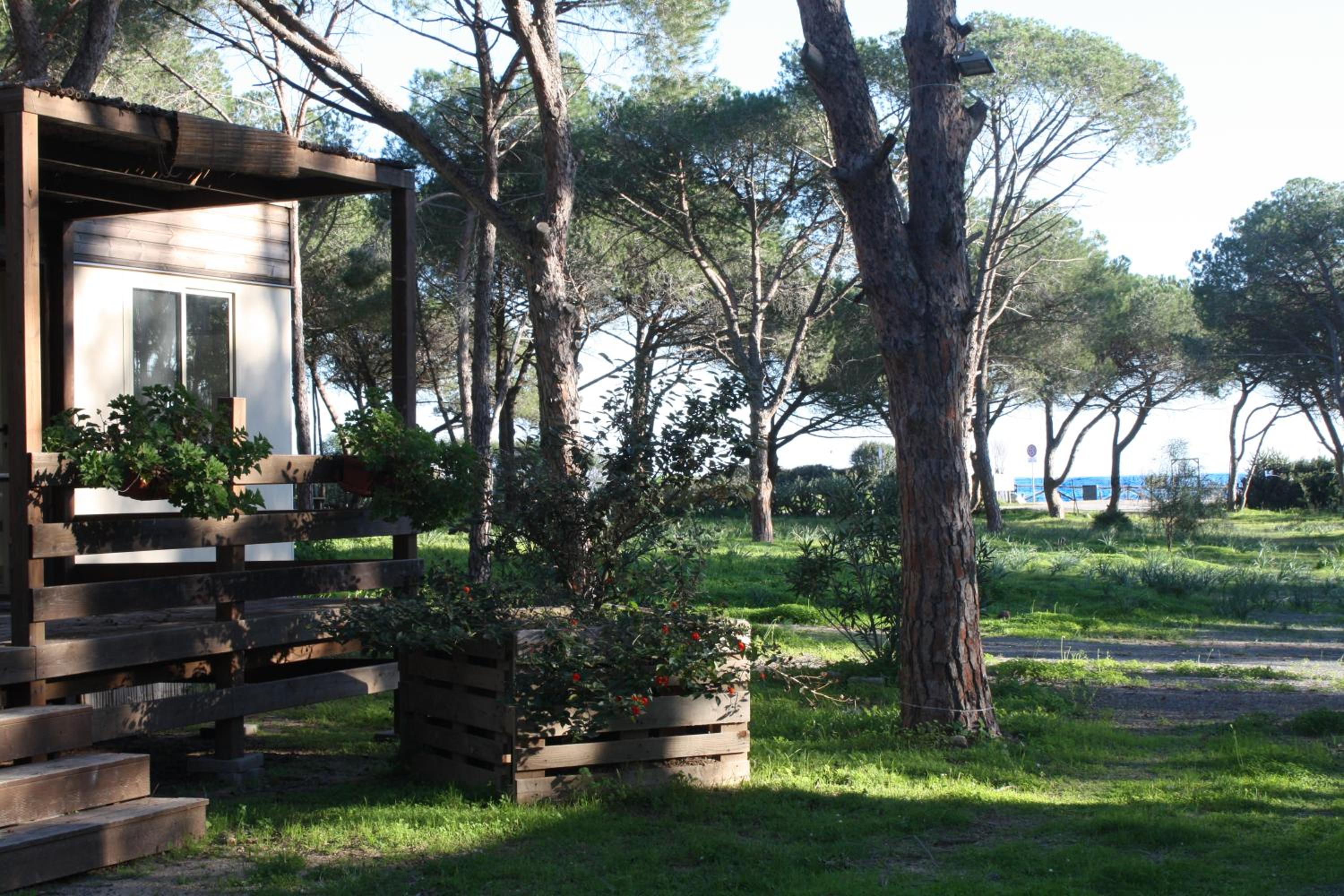 Superior Mobile Home with Sea View - Photo 4