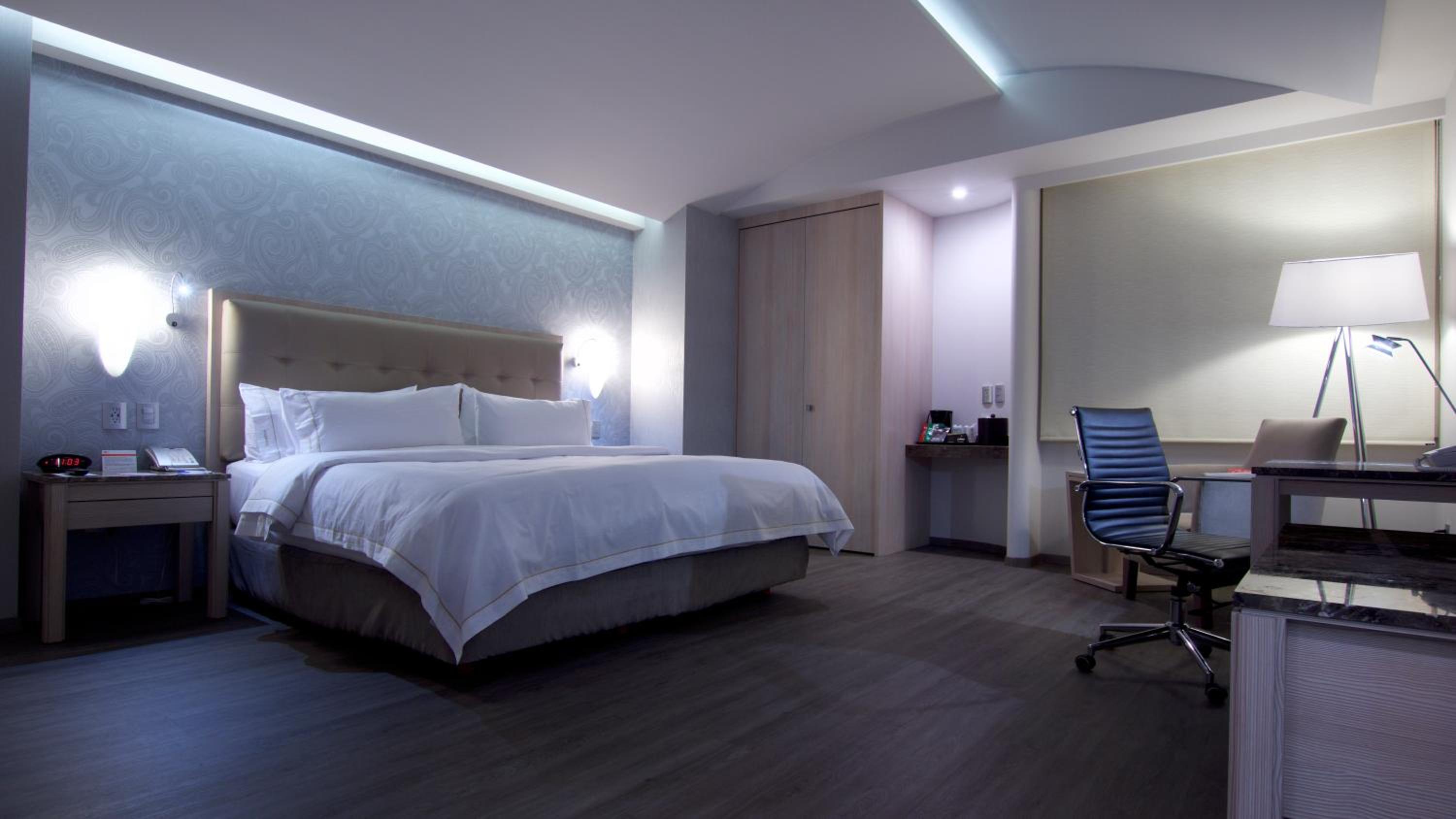 Available room
