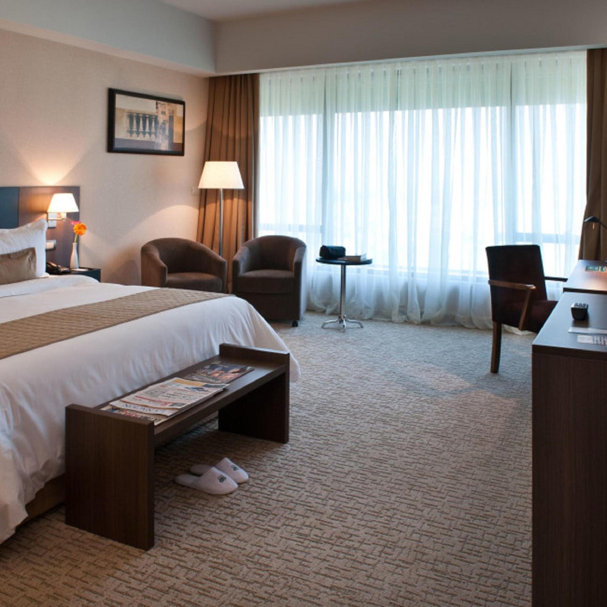 Premier Room with Double Bed photo 2