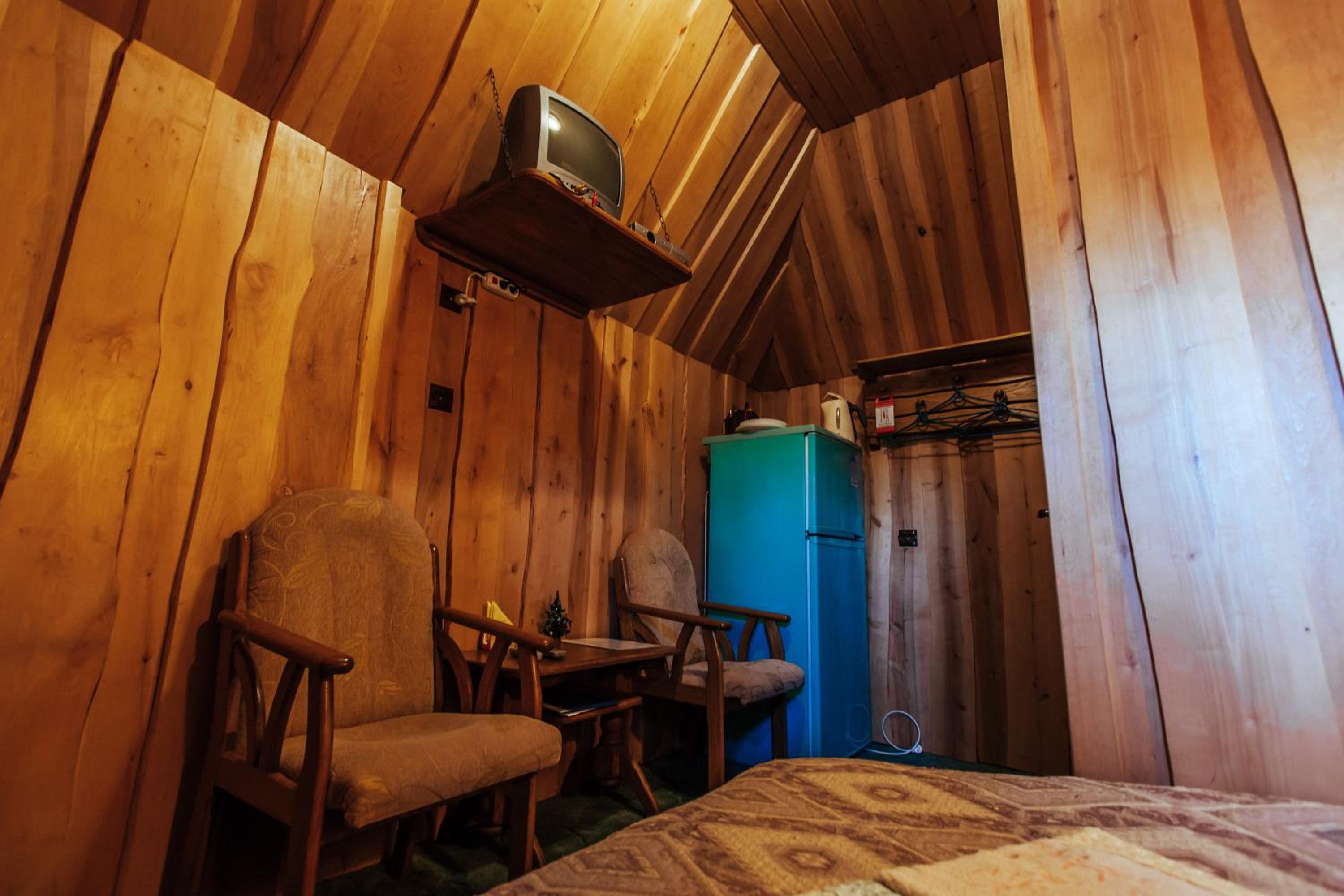 Small Single Room photo 3