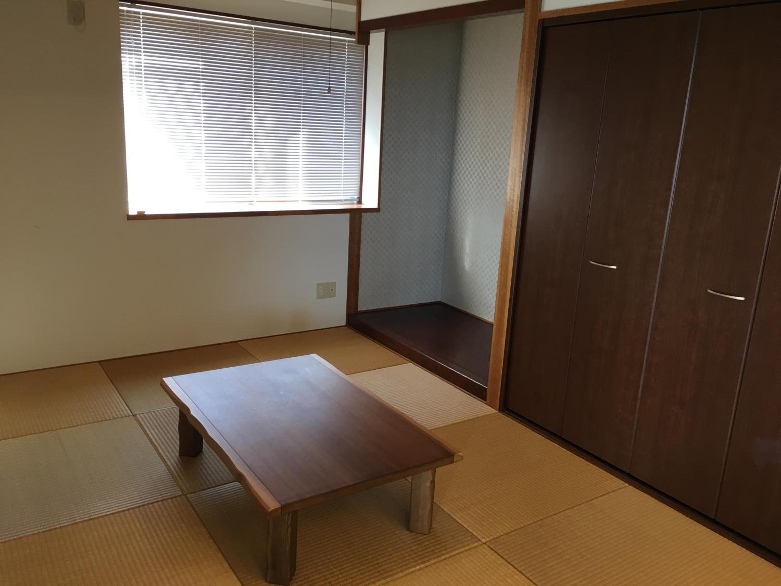 Four-Bedroom House photo 1