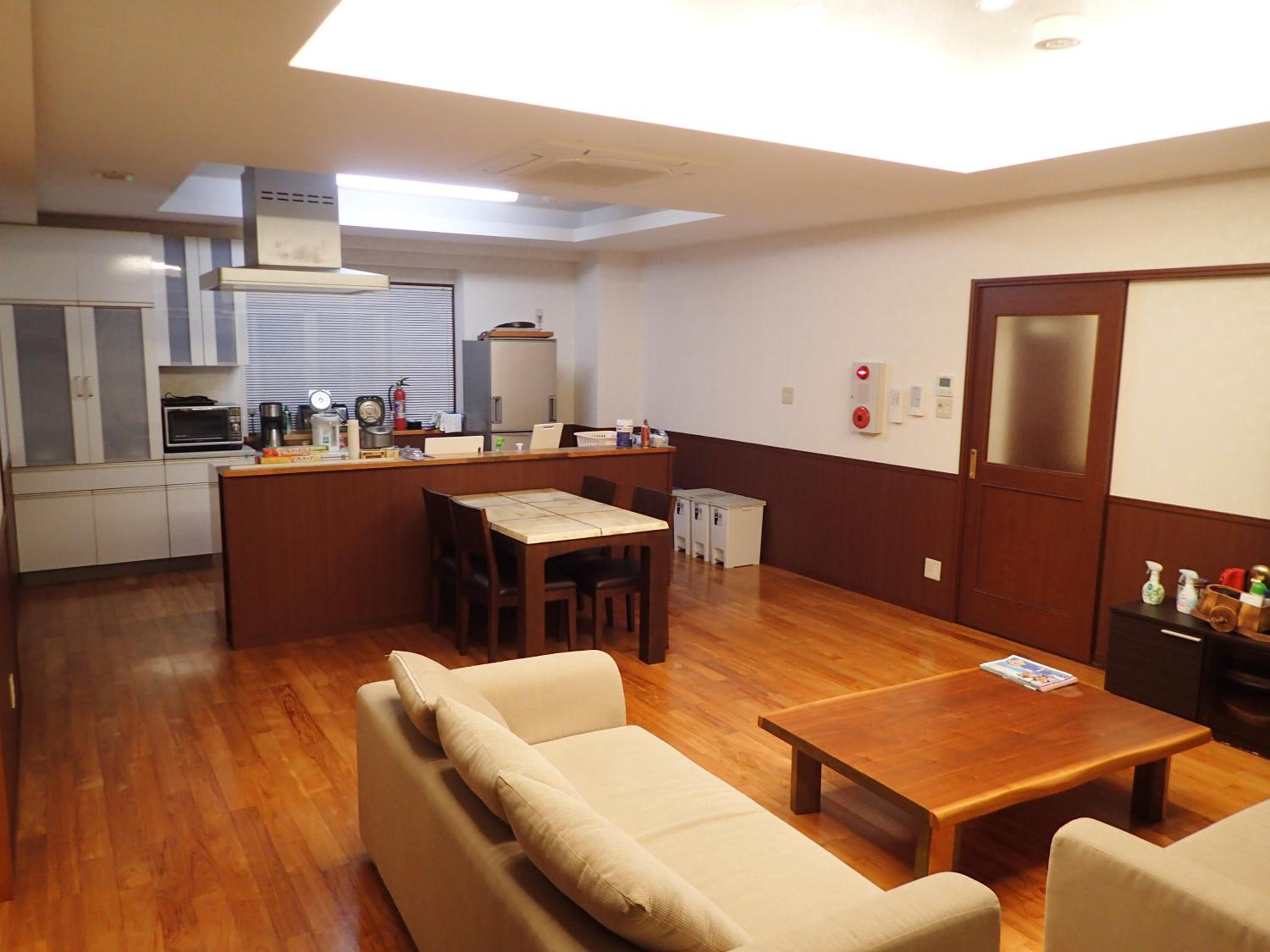 Four-Bedroom House photo 2