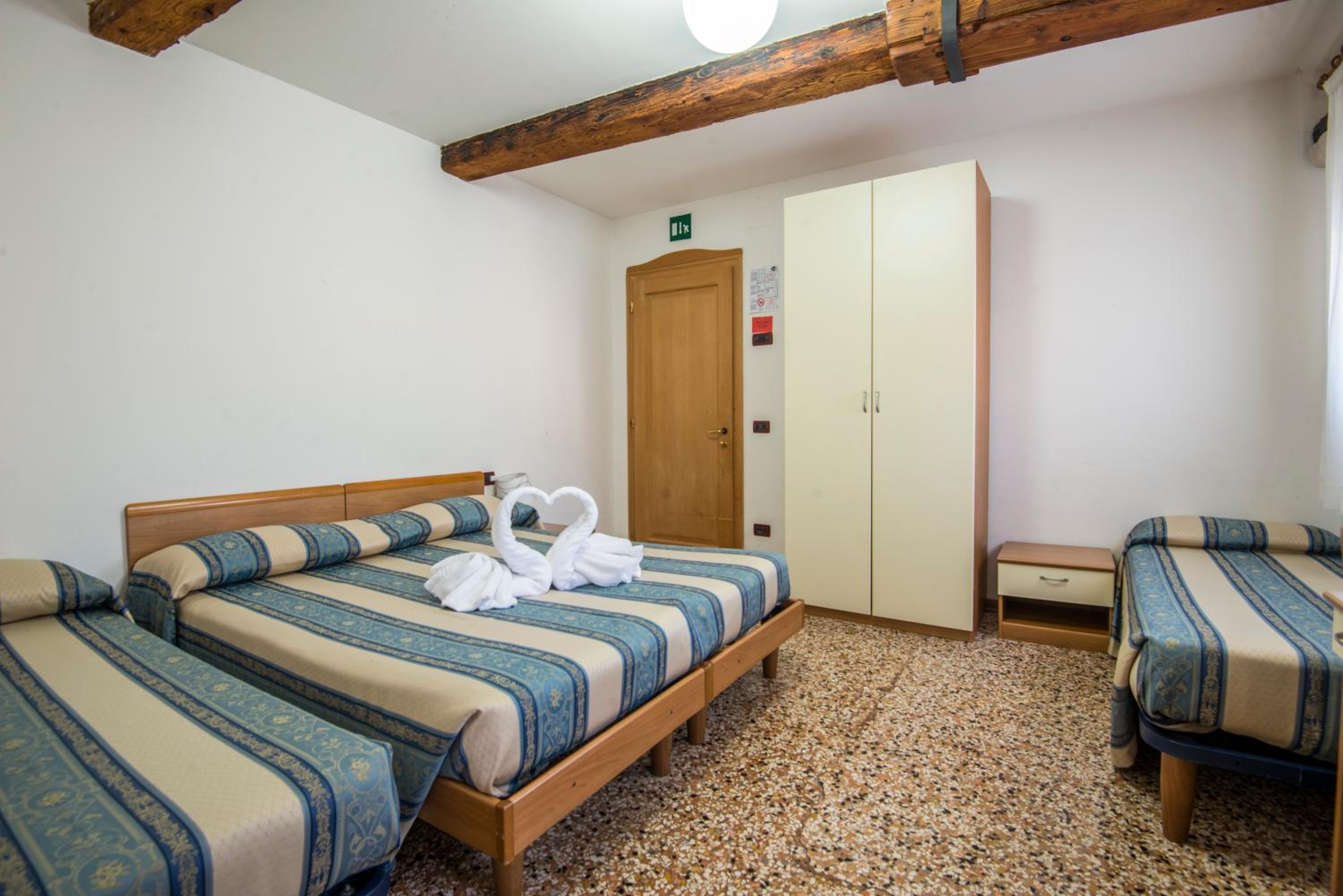 Quadruple Room photo 2