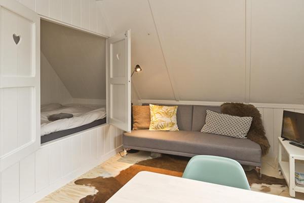 Quadruple Room with Private Bathroom photo 3