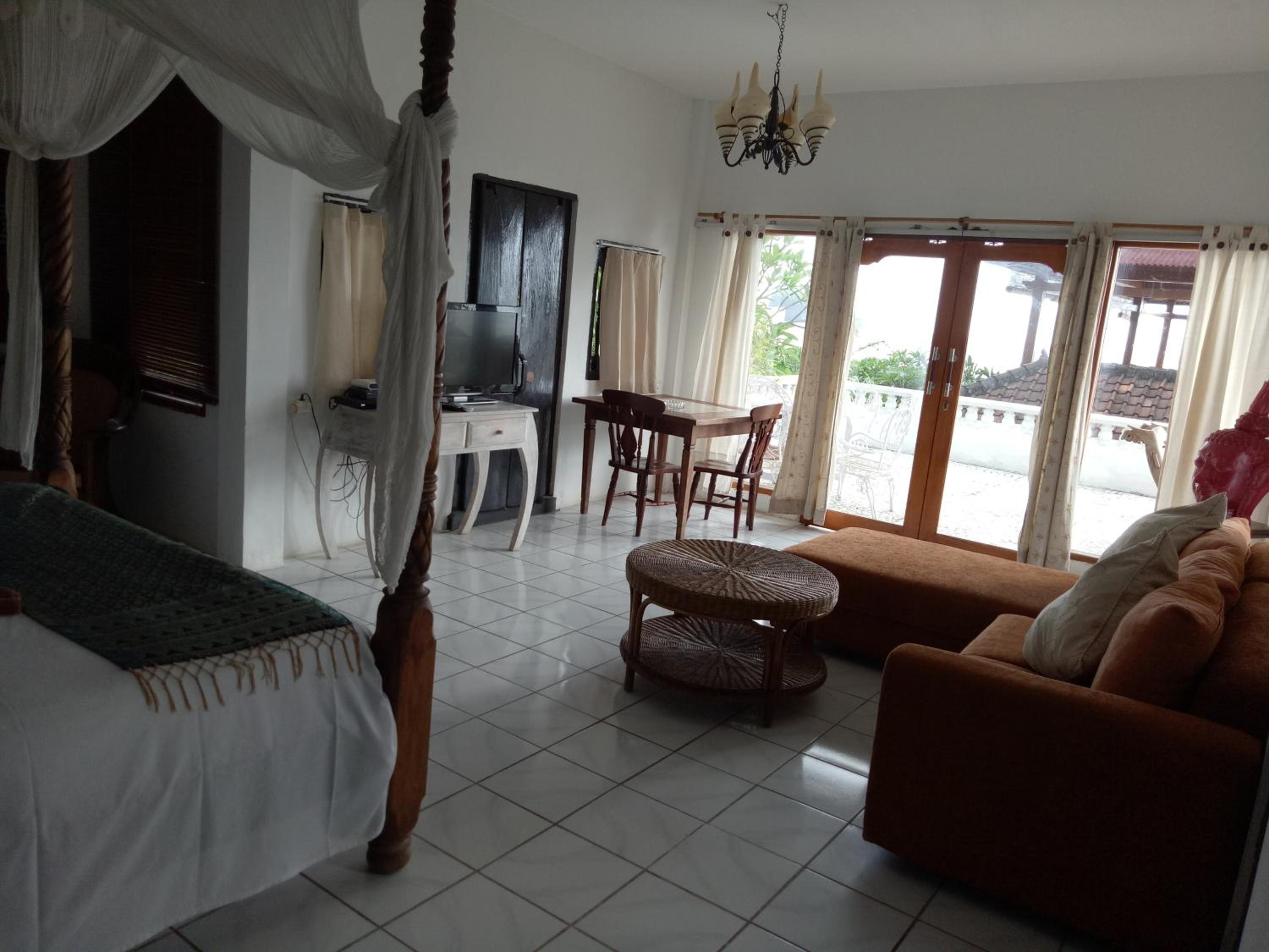 One-Bedroom Apartment with Sea View - Photo 6