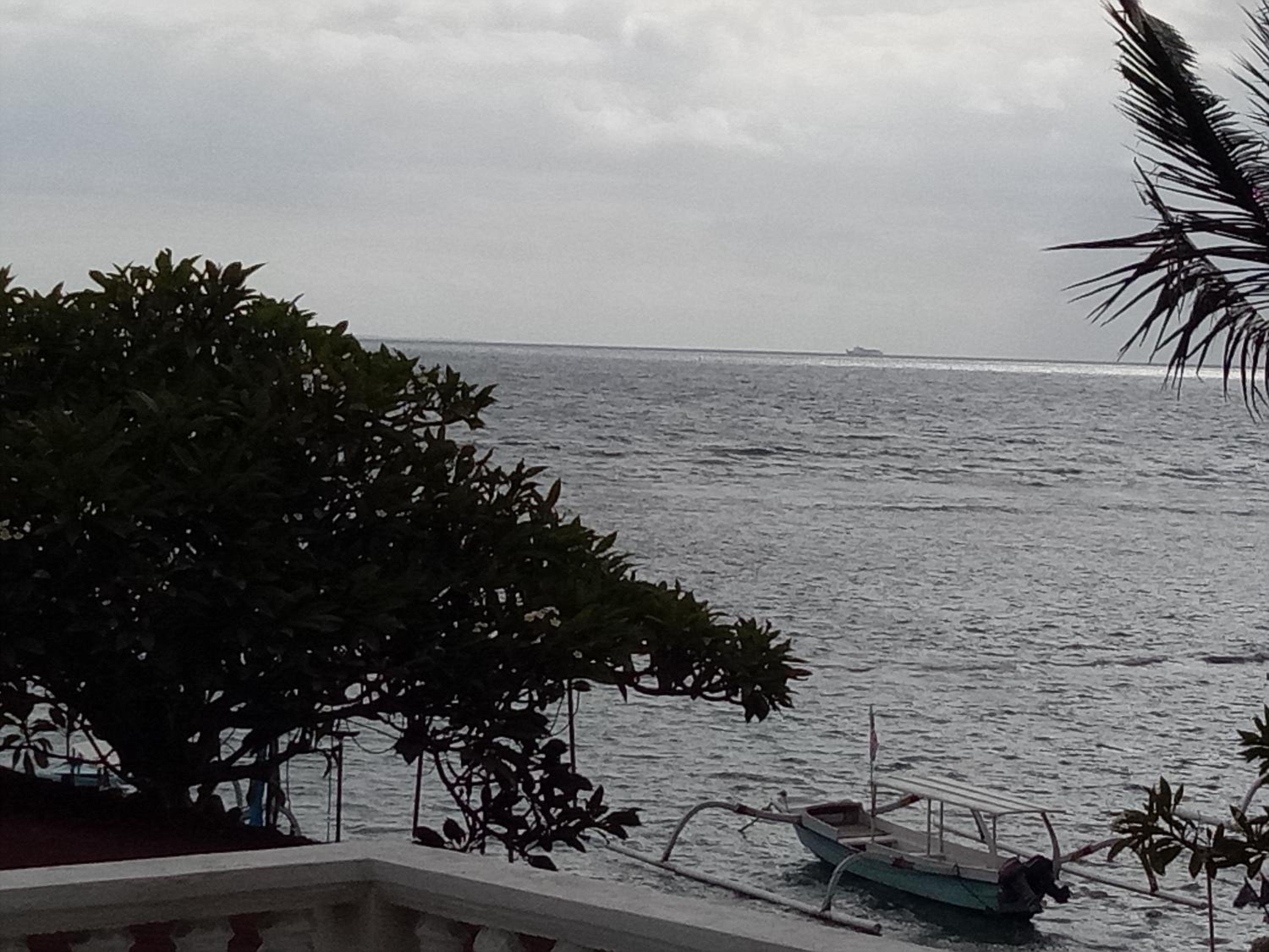 One-Bedroom Apartment with Sea View - Photo 2