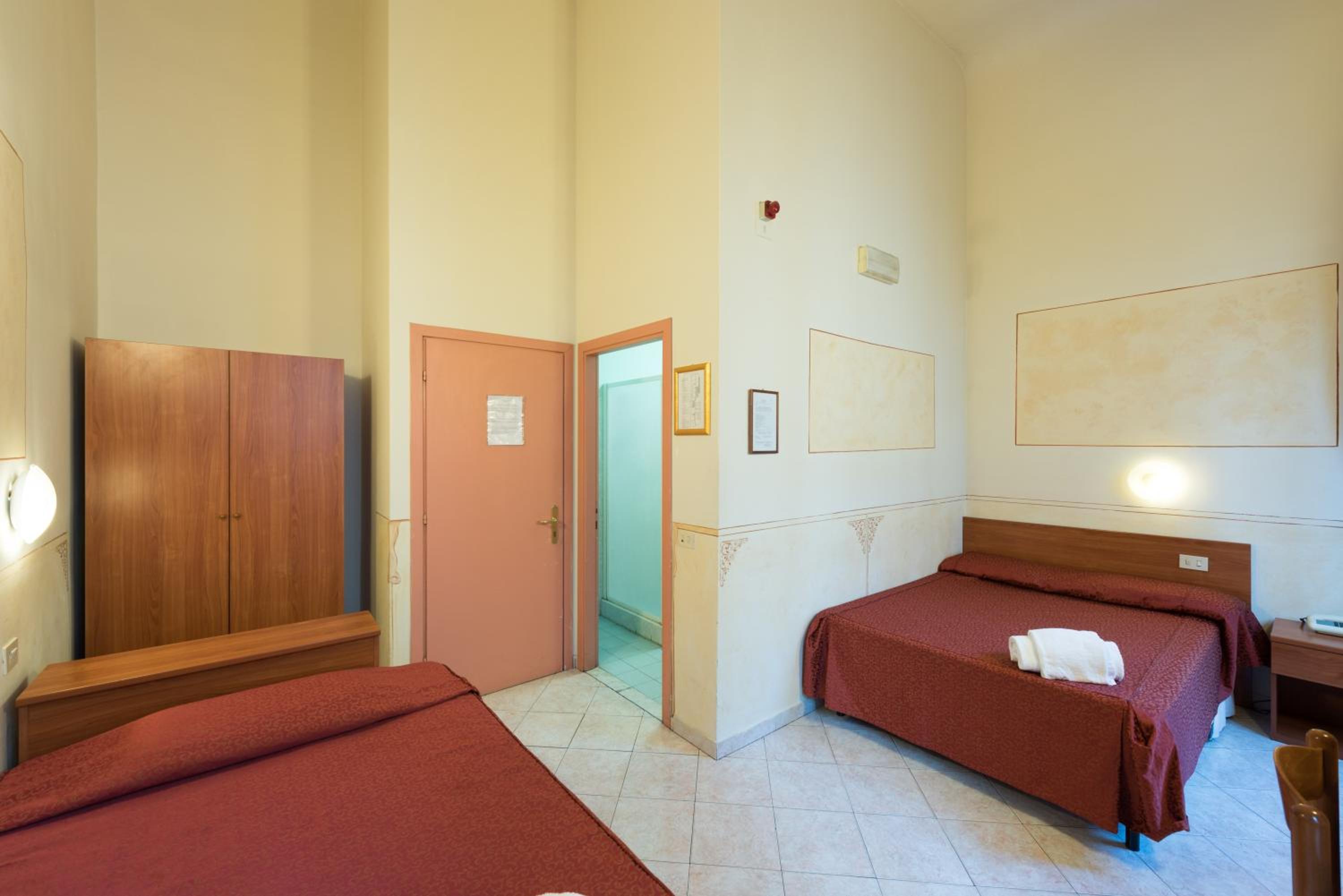 Triple Room - Photo 3