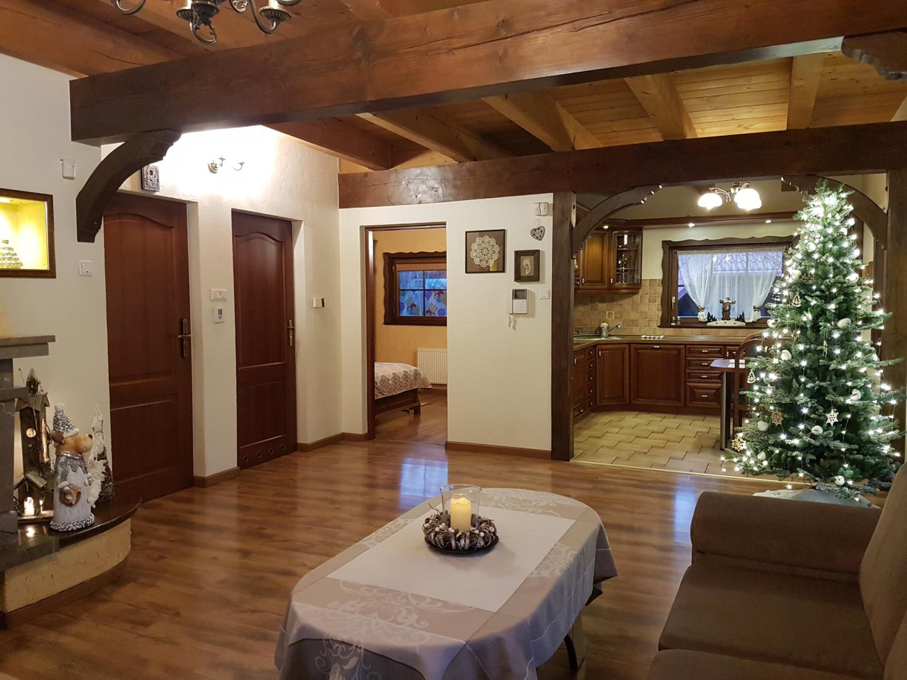Deluxe Apartment with Terrace and Private Jacuzzi photo 3