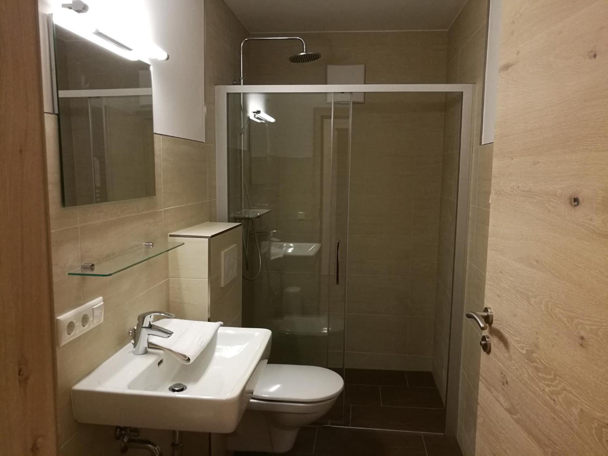 Double Room with Shower photo 3