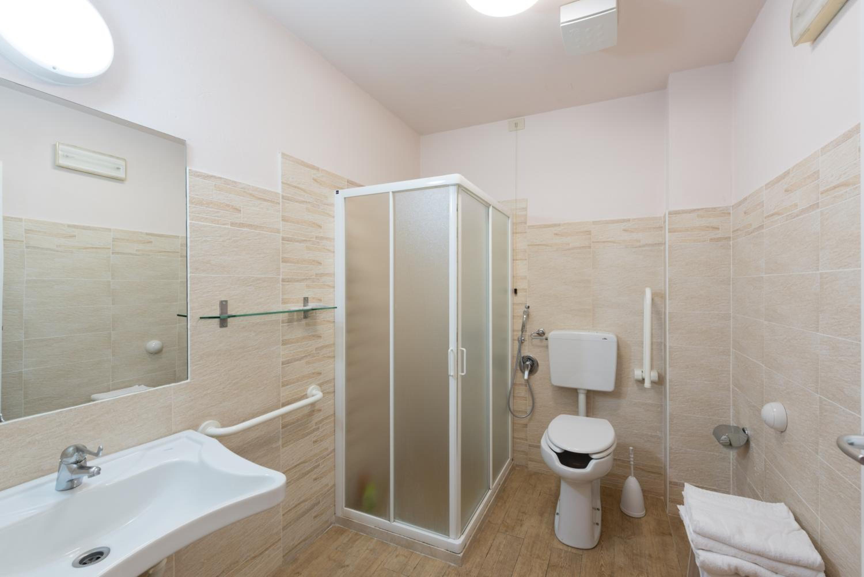 Triple Room - Photo 2