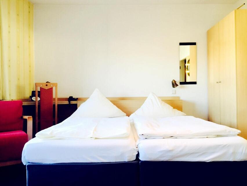 Double Room with Two Single Beds