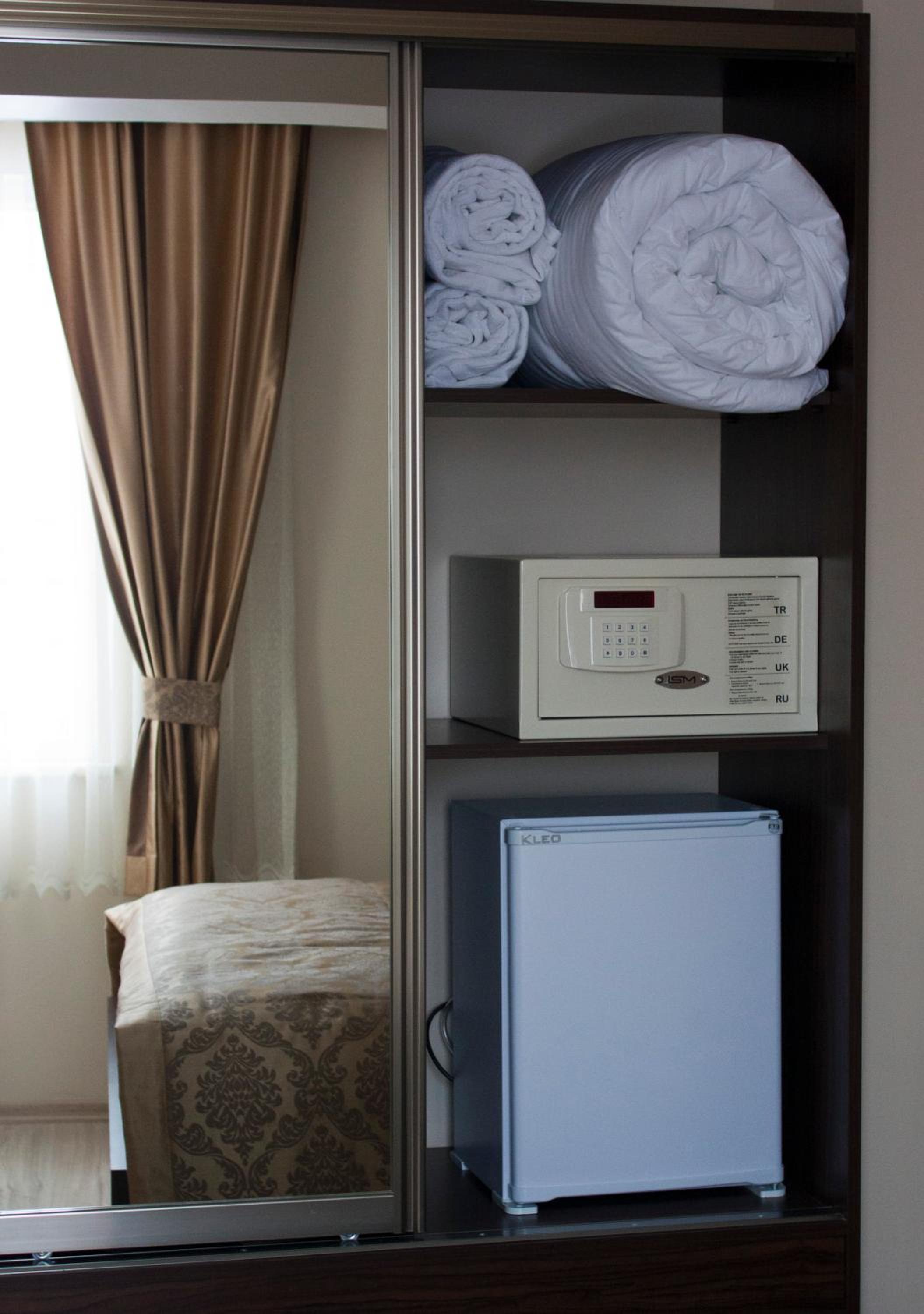 Standard Twin Room photo 2