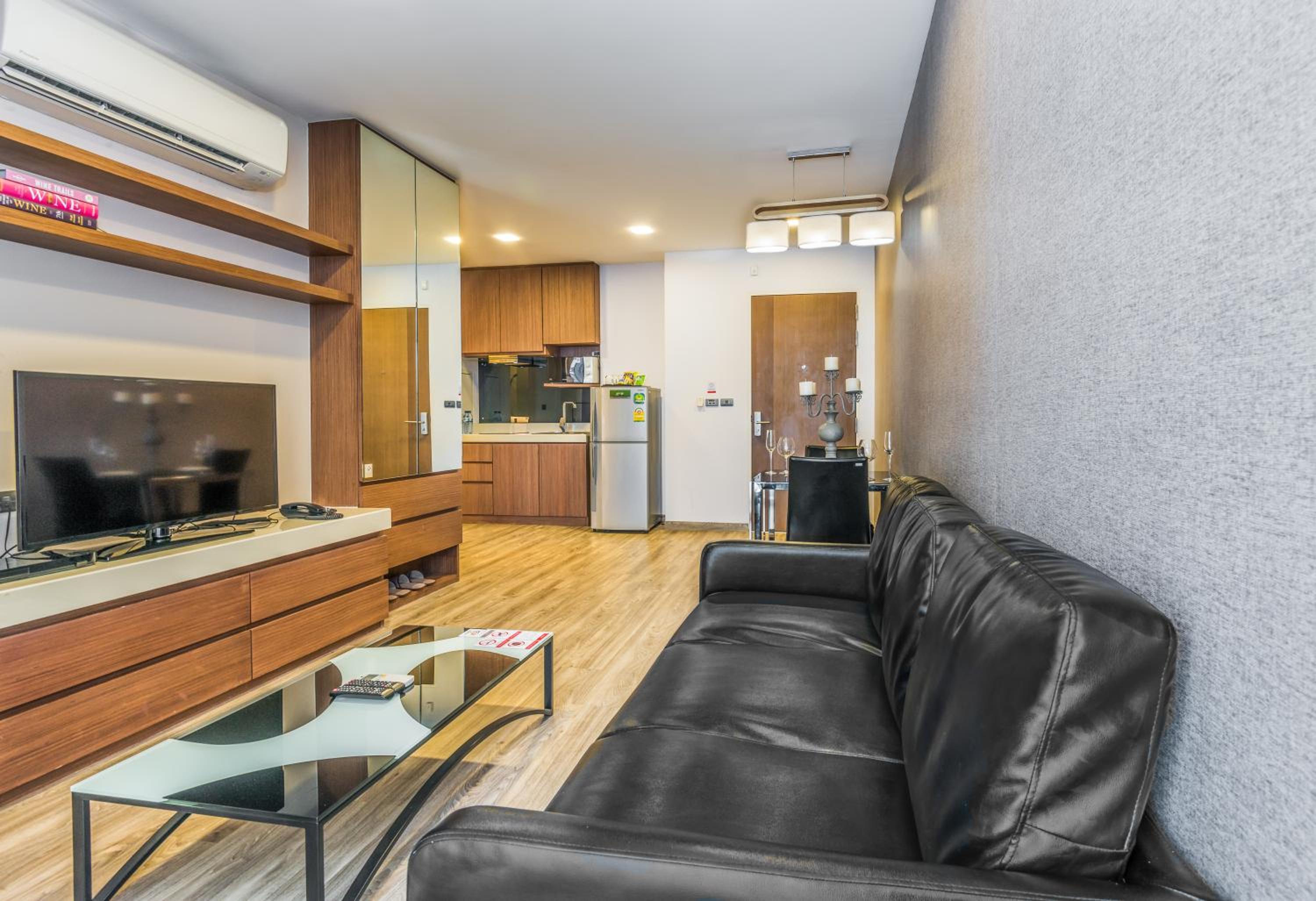 One-Bedroom Suite photo 3