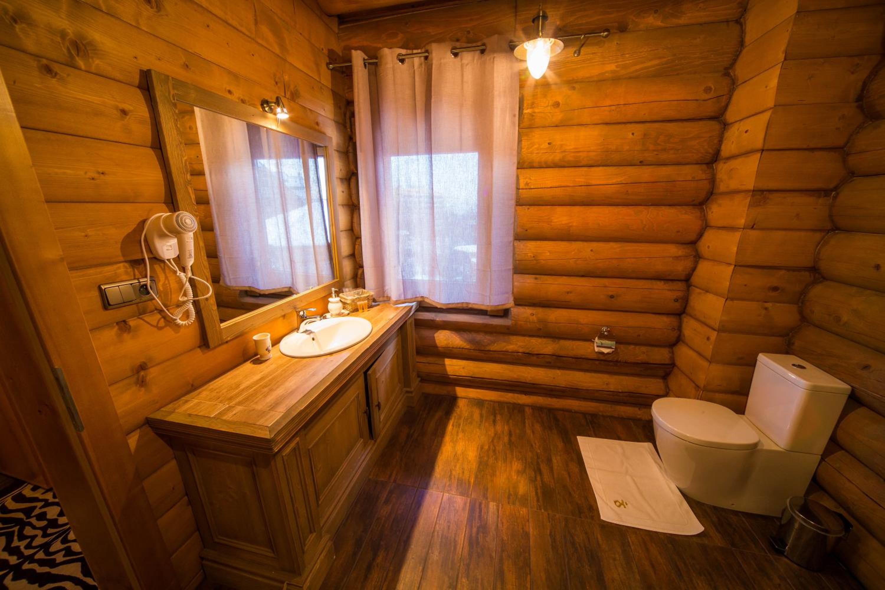 Double Room - Photo 13