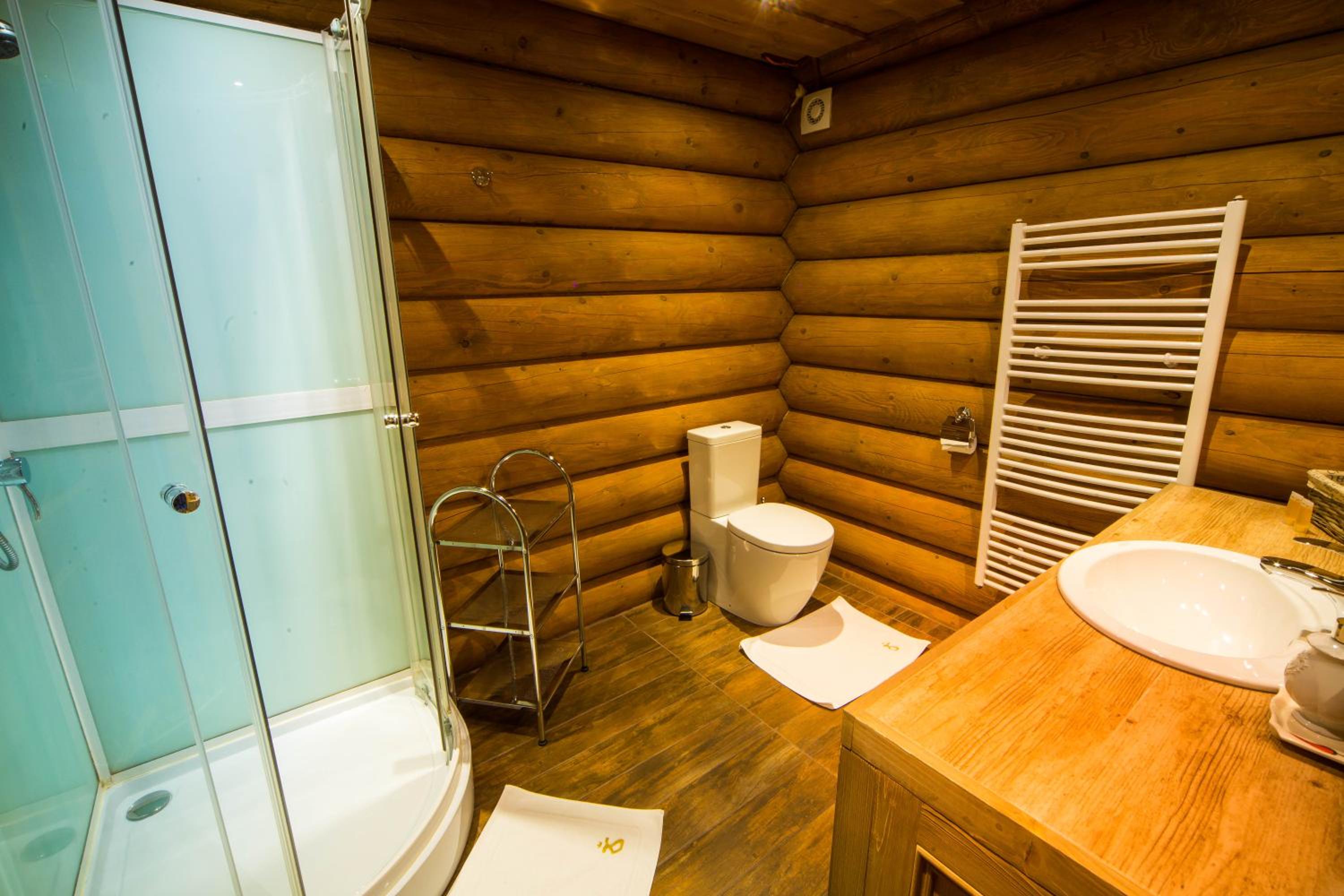 Deluxe Double Room with Balcony - Photo 3