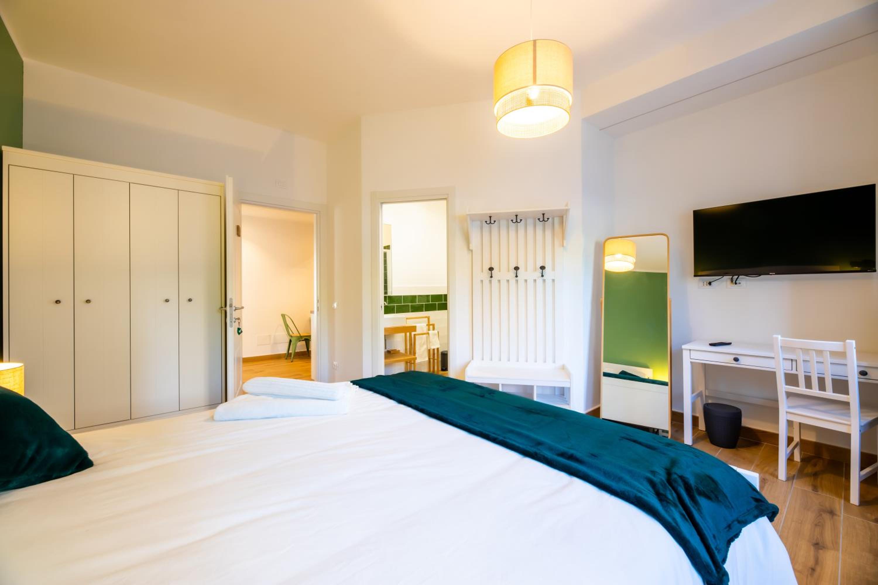 Double Room with Private Bathroom photo 3