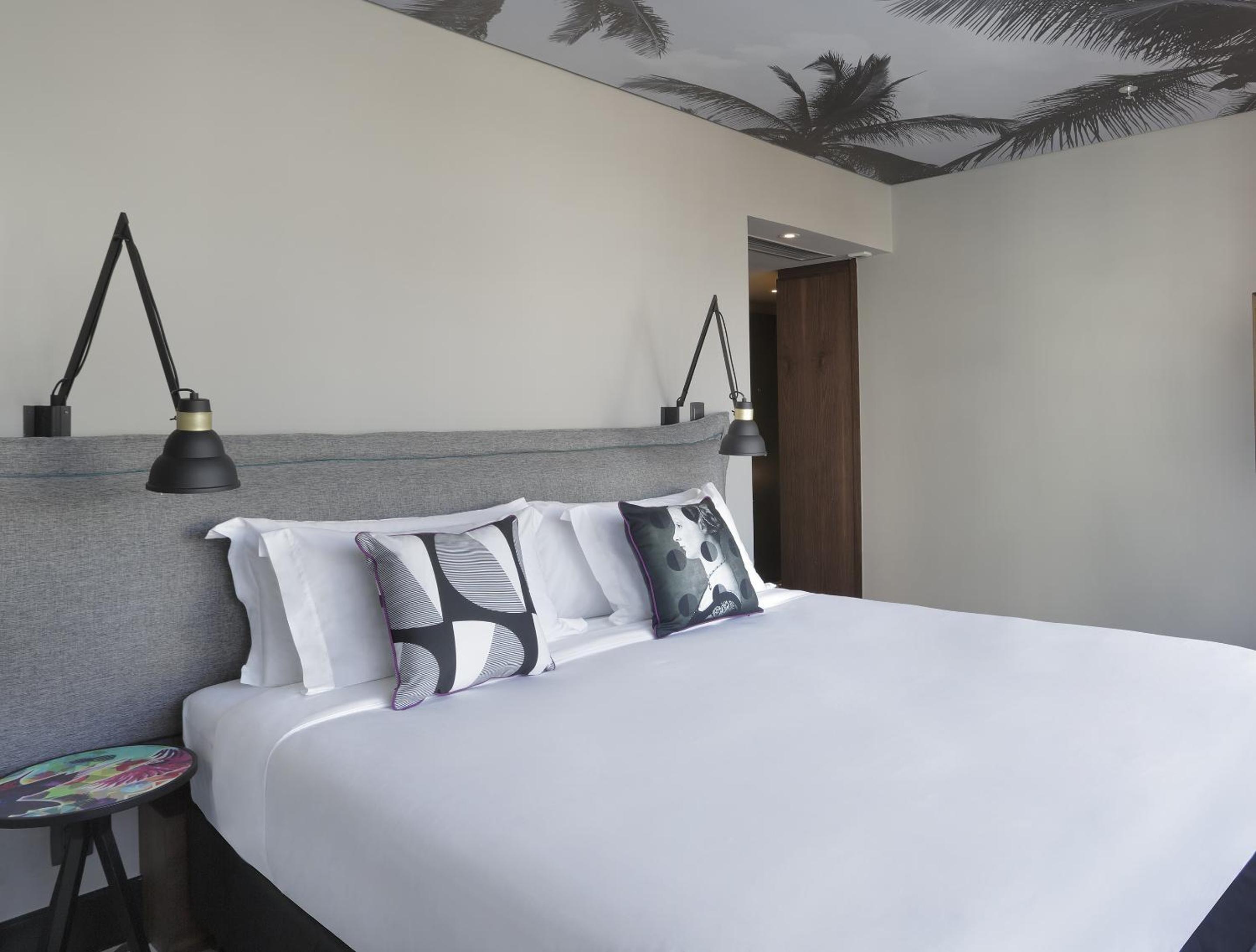 Quarto Standard PCD - Cama de Casal
