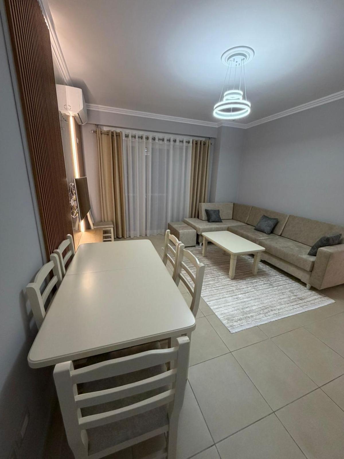 Apartment with Balcony photo 2