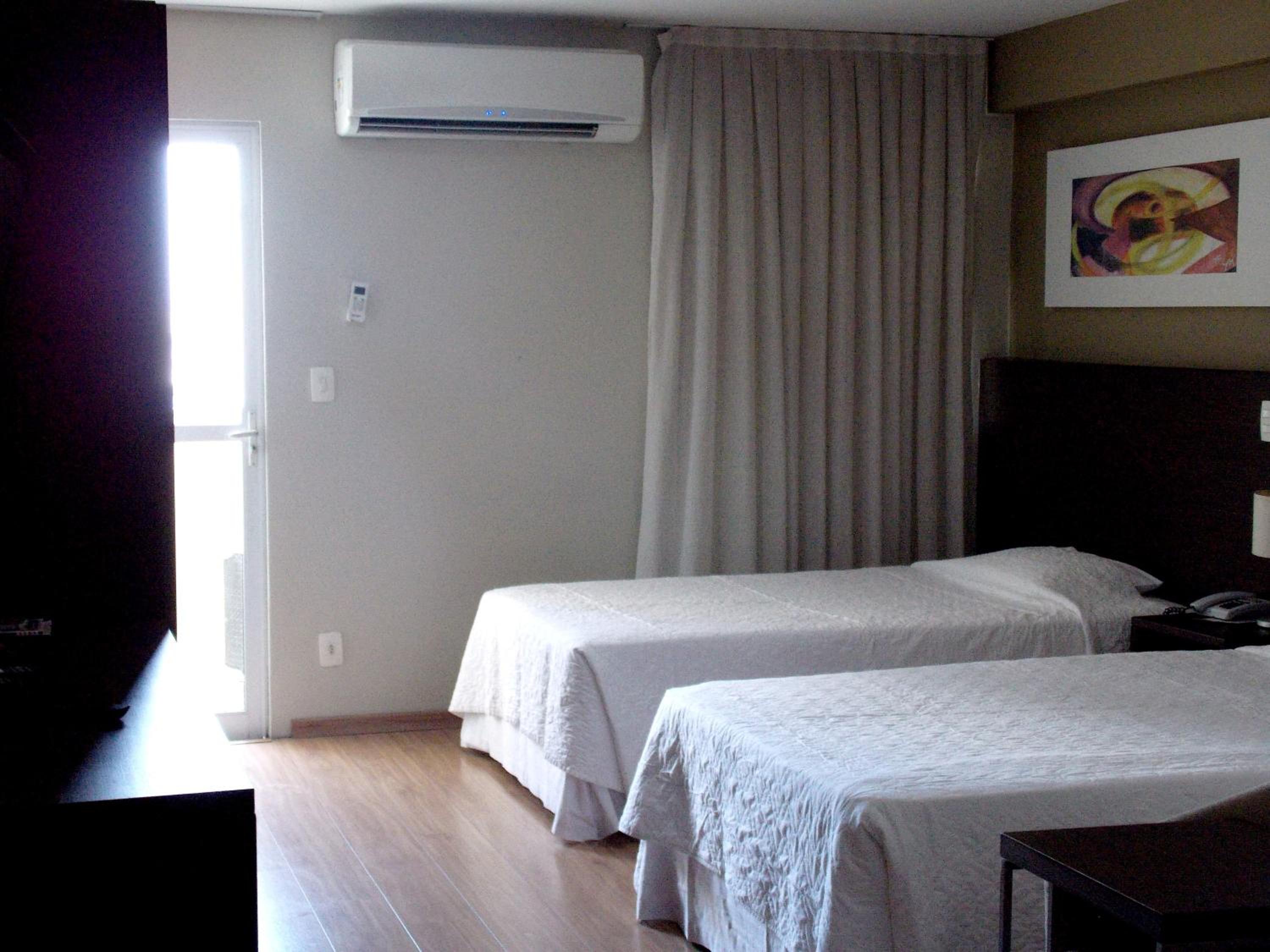 Deluxe Triple Room photo 2