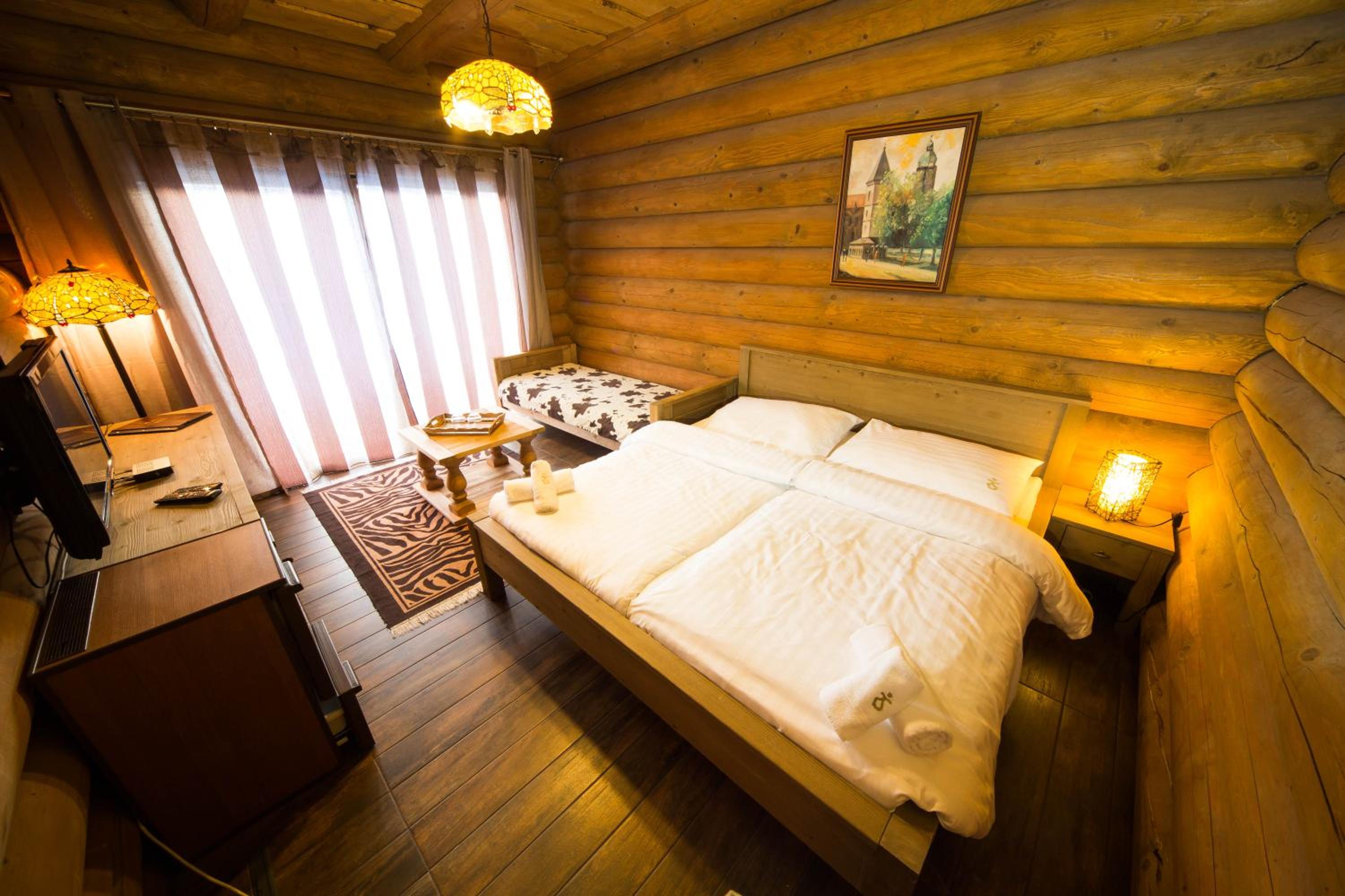 Double Room - Photo 1