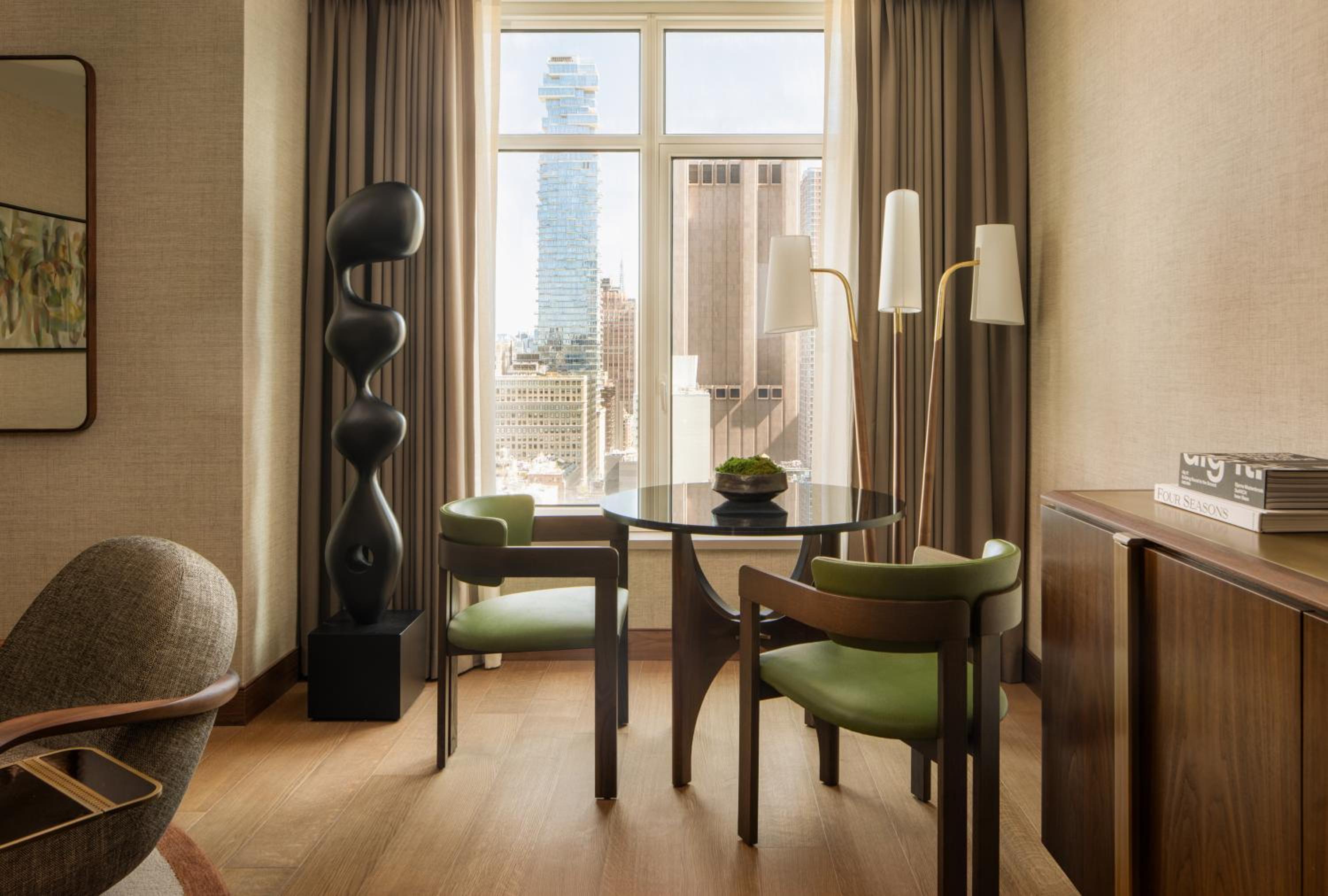 Greenwhich Two Bedroom Suite thumbnail 6