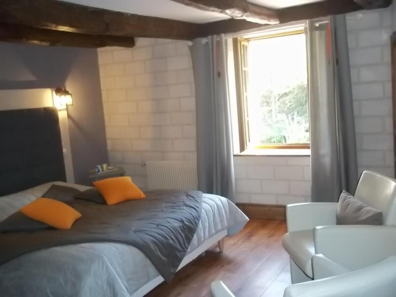 Double Room - Photo 2