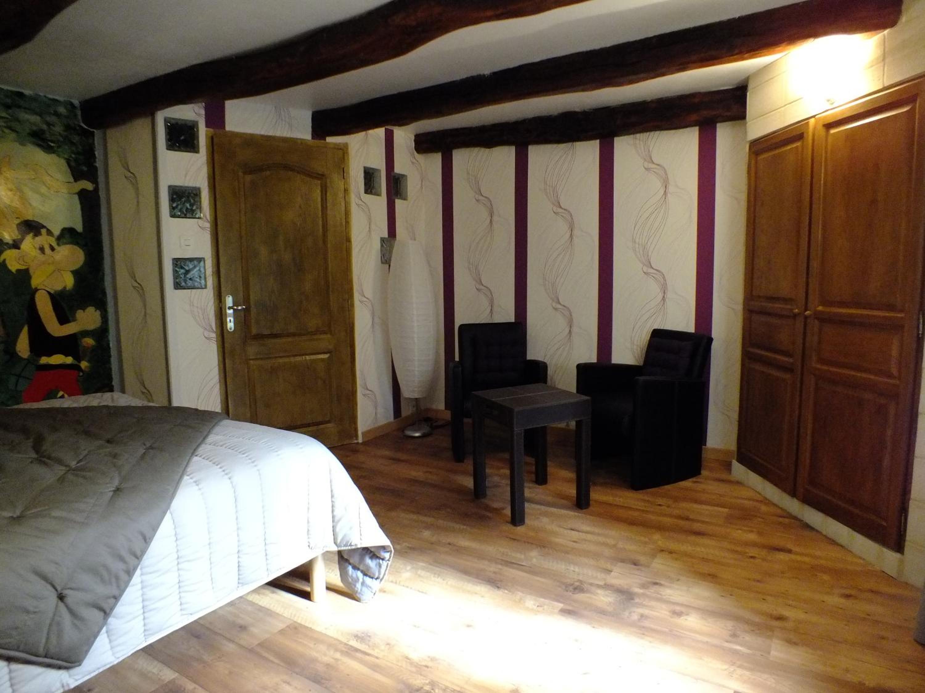 Double Room - Photo 6