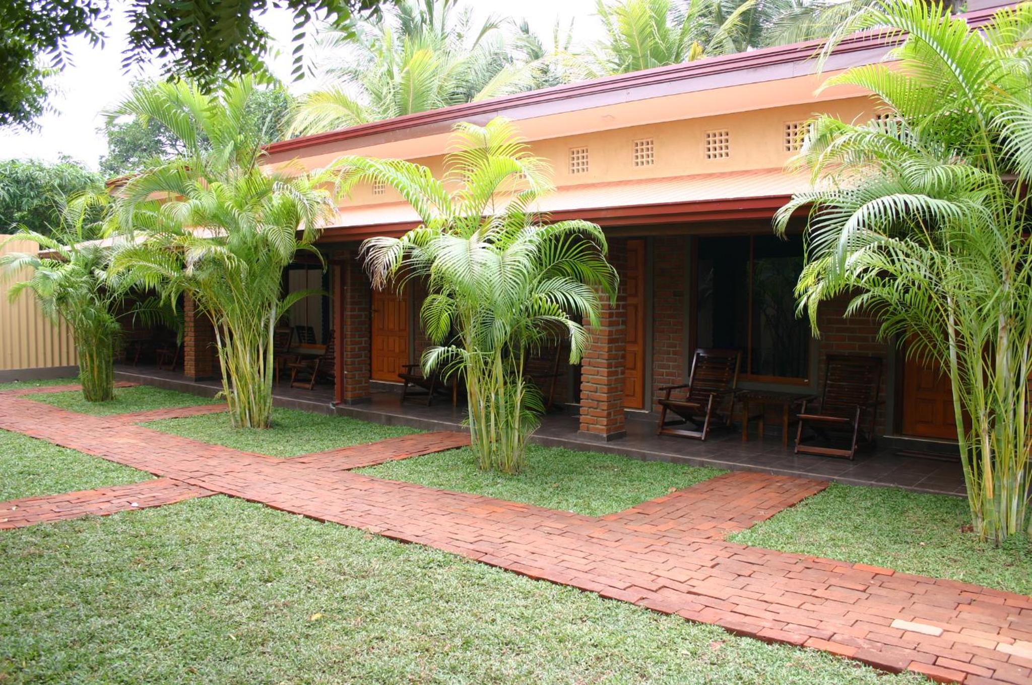 Double or Twin Room with Garden View photo 3