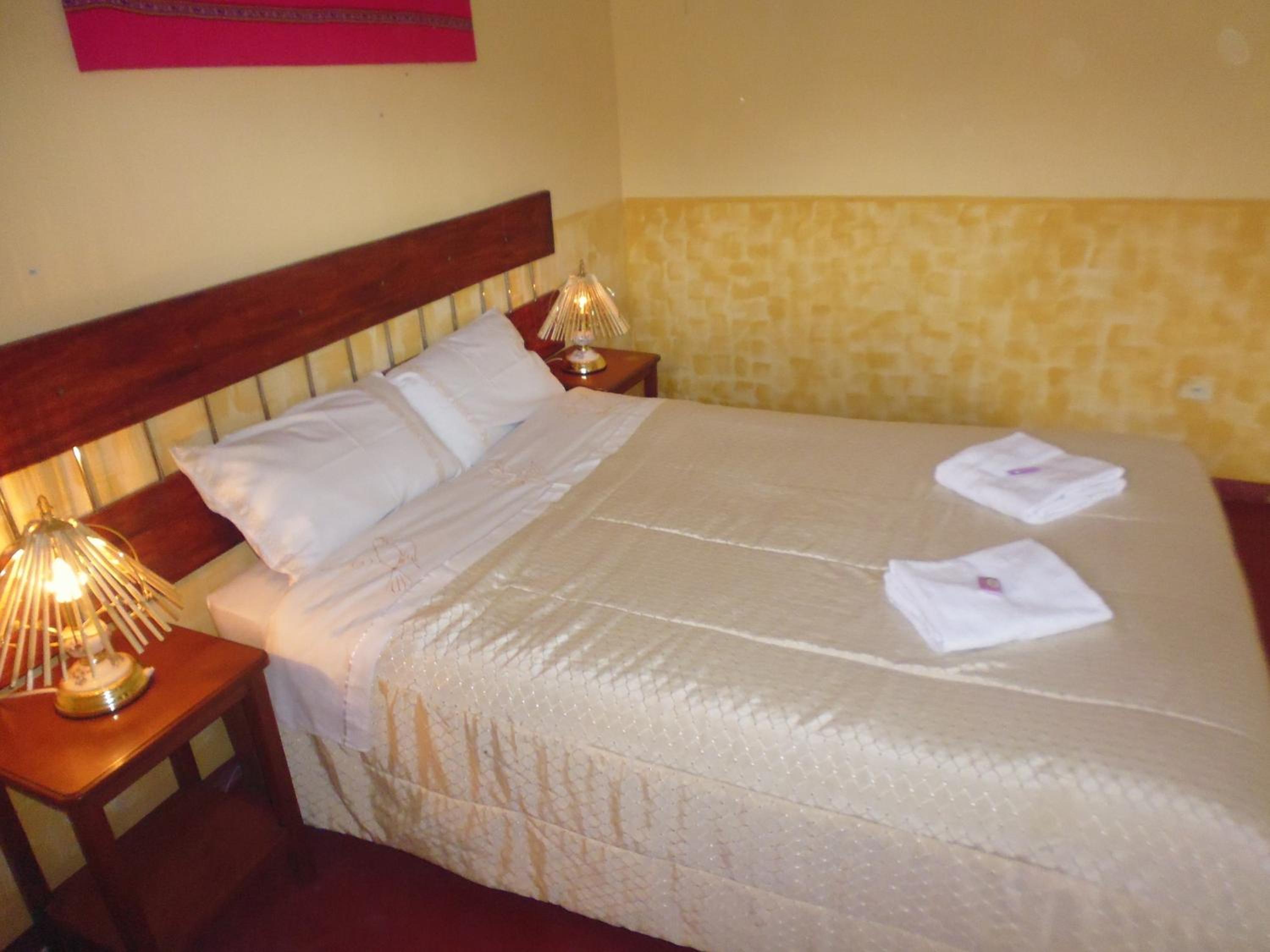 Double Room With Private Bathroom photo 2