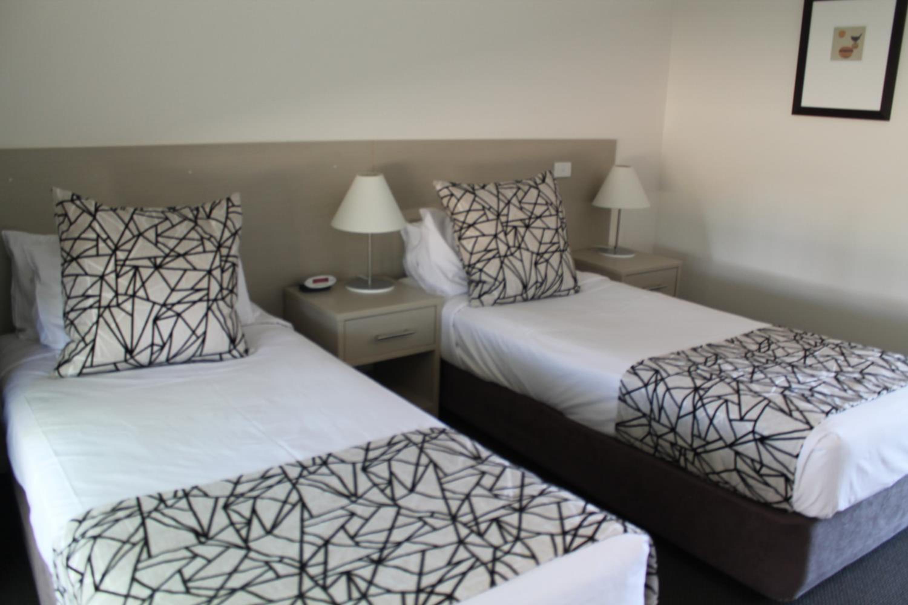 Deluxe Twin (Not Pet Friendly) - Photo 5