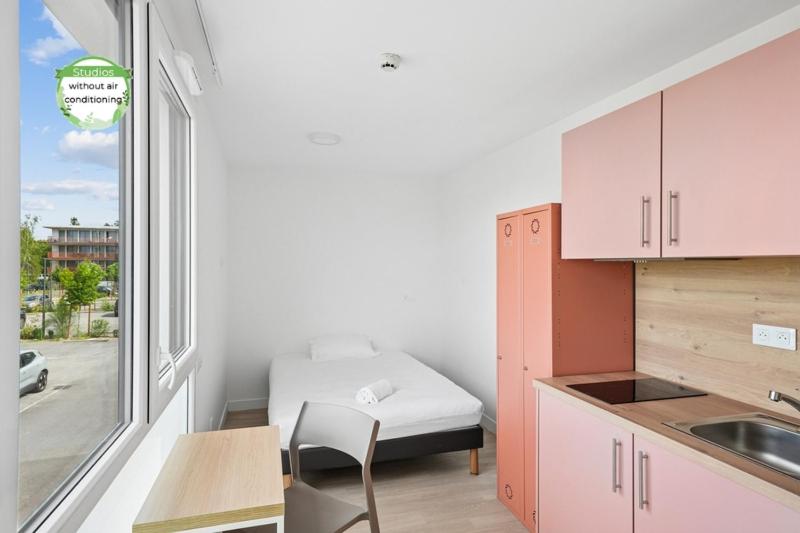 Standard Studio with One Single Bed photo 2
