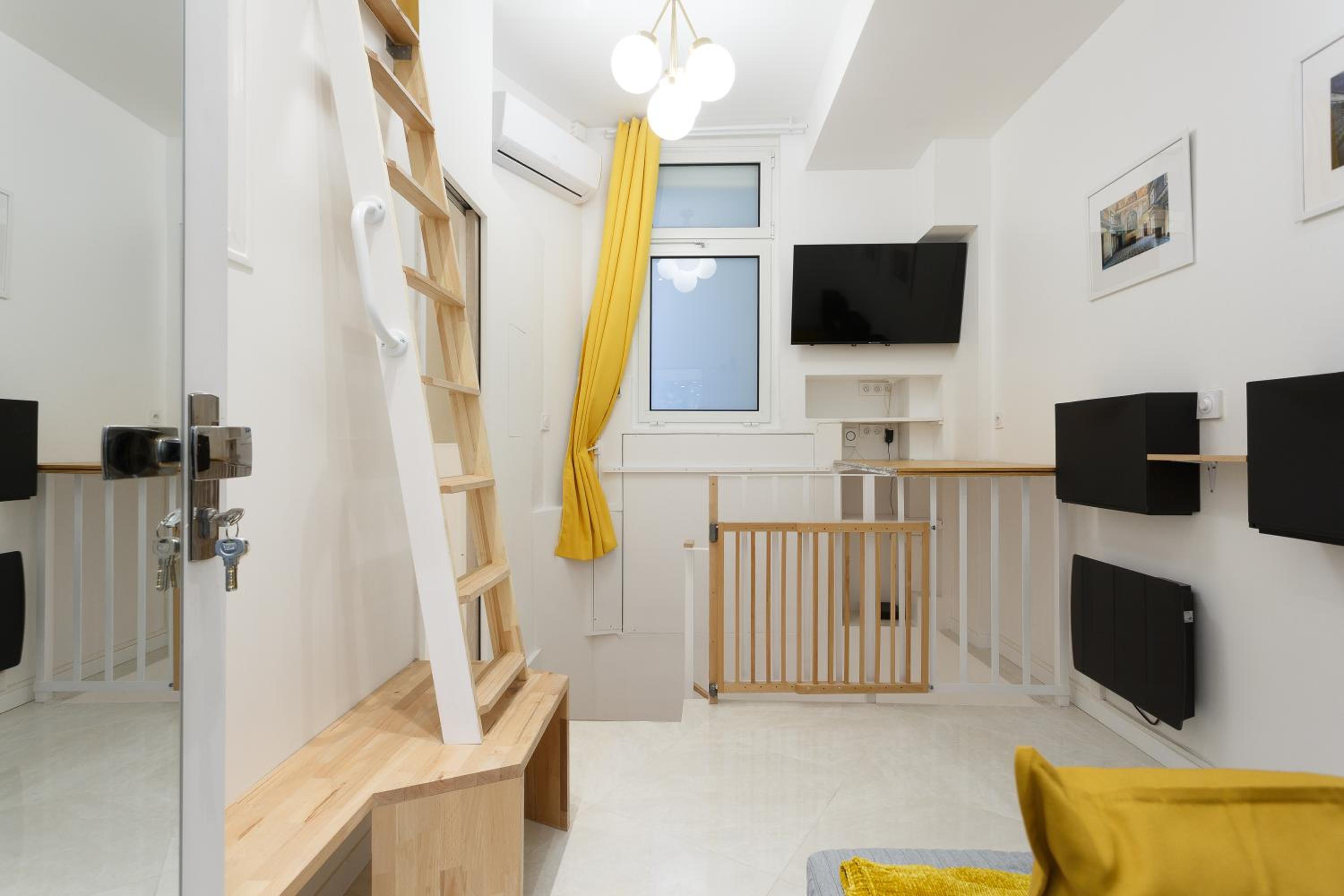 Apartment photo 3