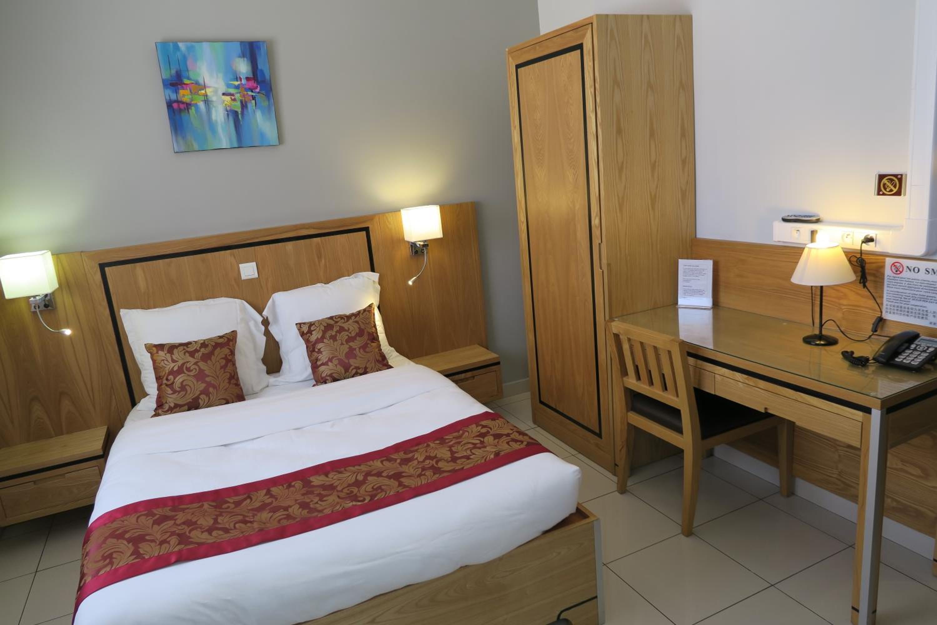 Standard Double Room - Photo 3