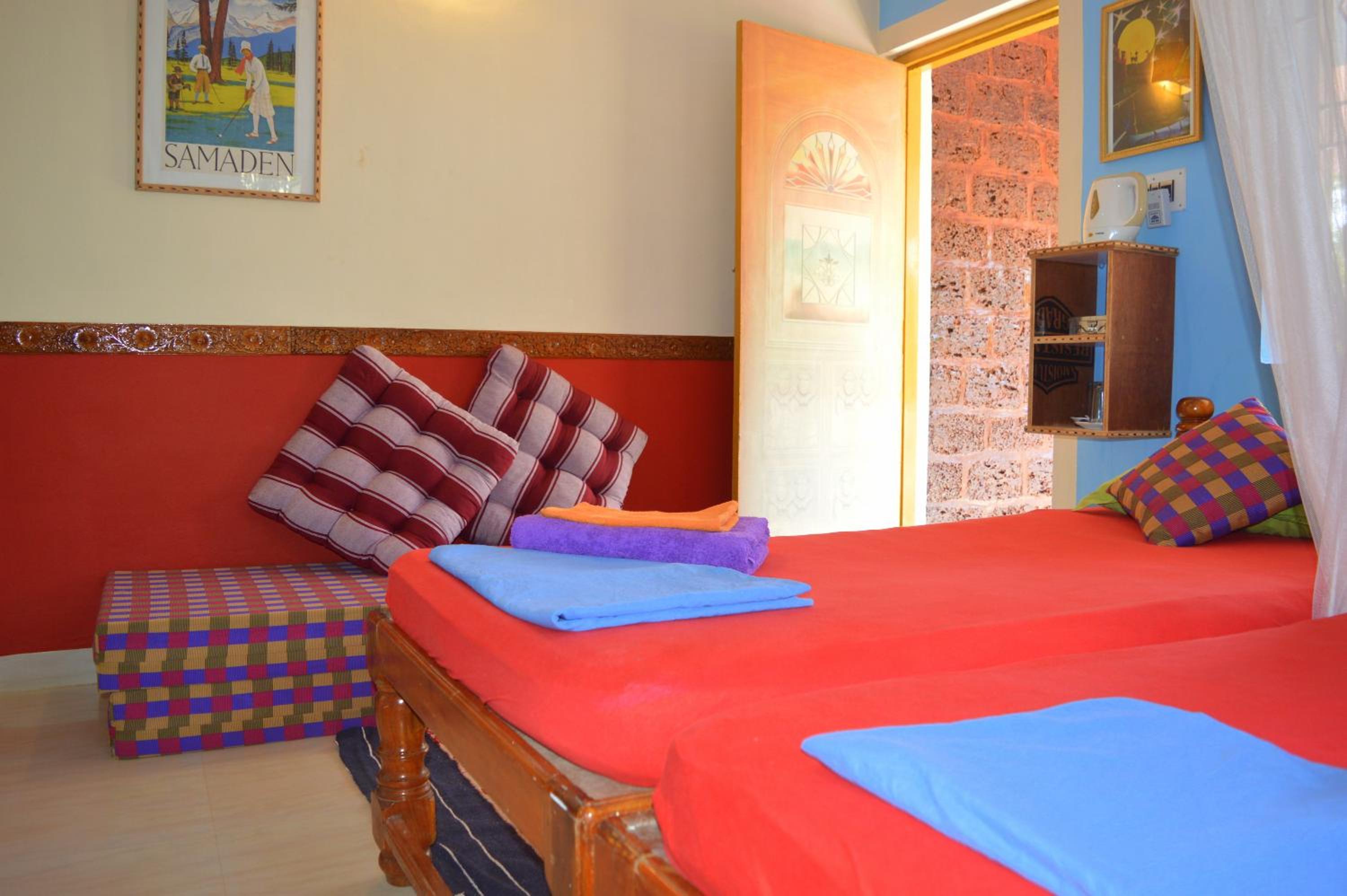Standard Double or Twin Room  - Photo 23