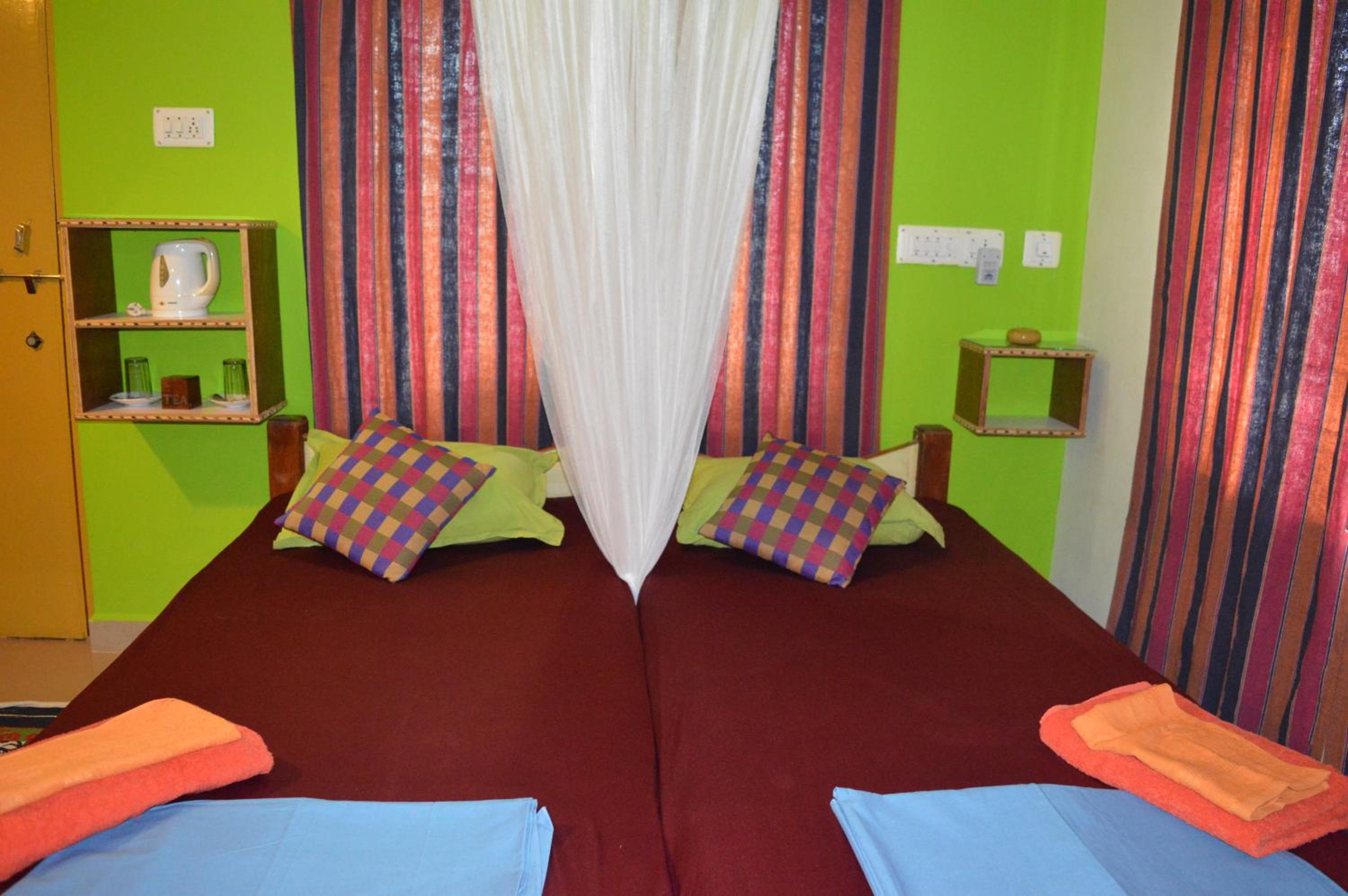 Standard Double or Twin Room  - Photo 14