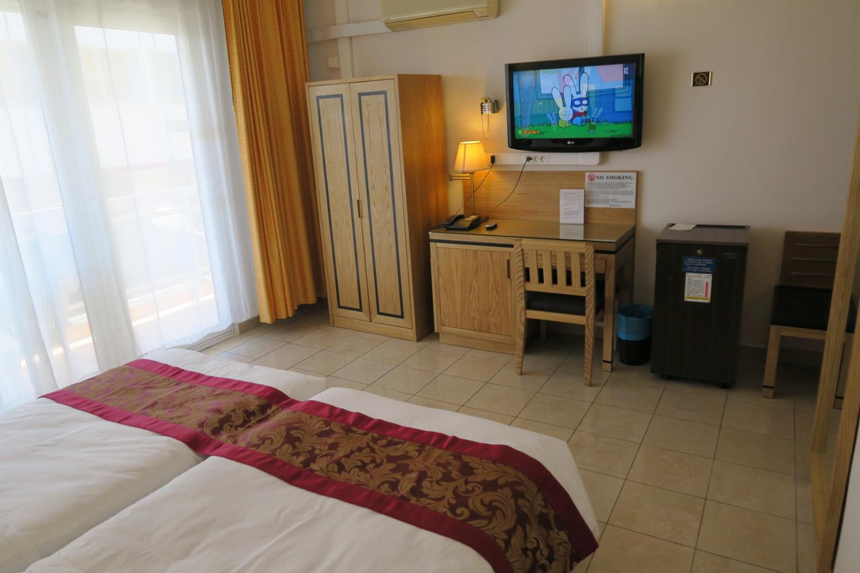 Classic Double Room - Photo 3