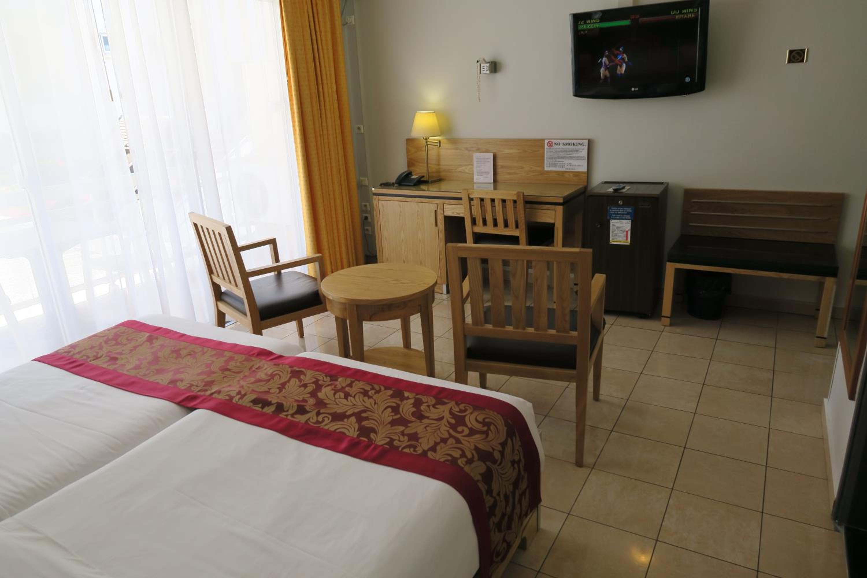 Classic Double Room - Photo 4