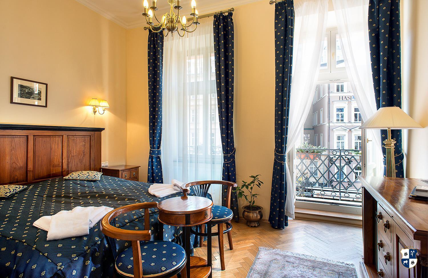 Deluxe Double Room with Balcony photo 1