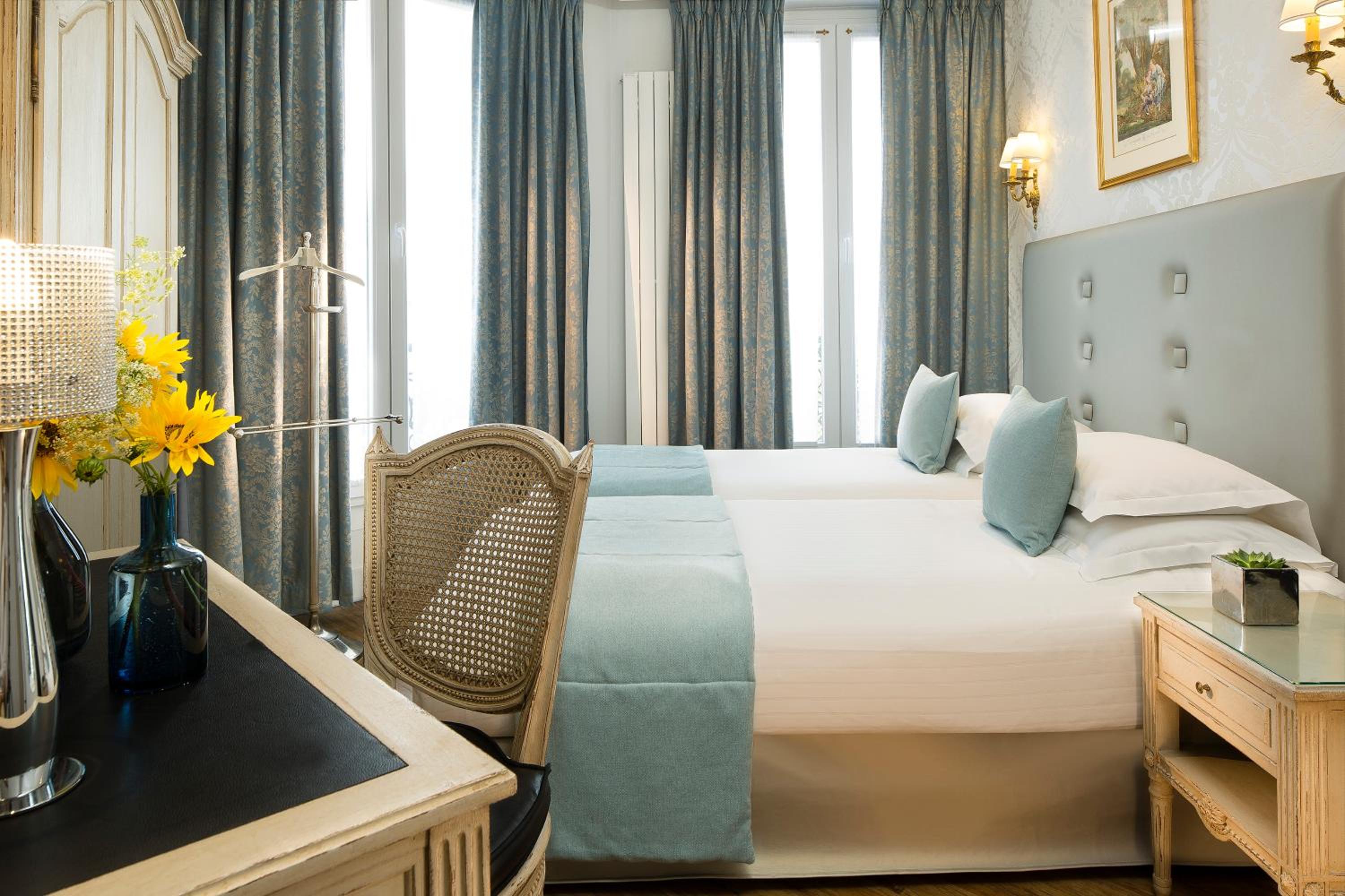 Superior Double or Twin Room photo 2