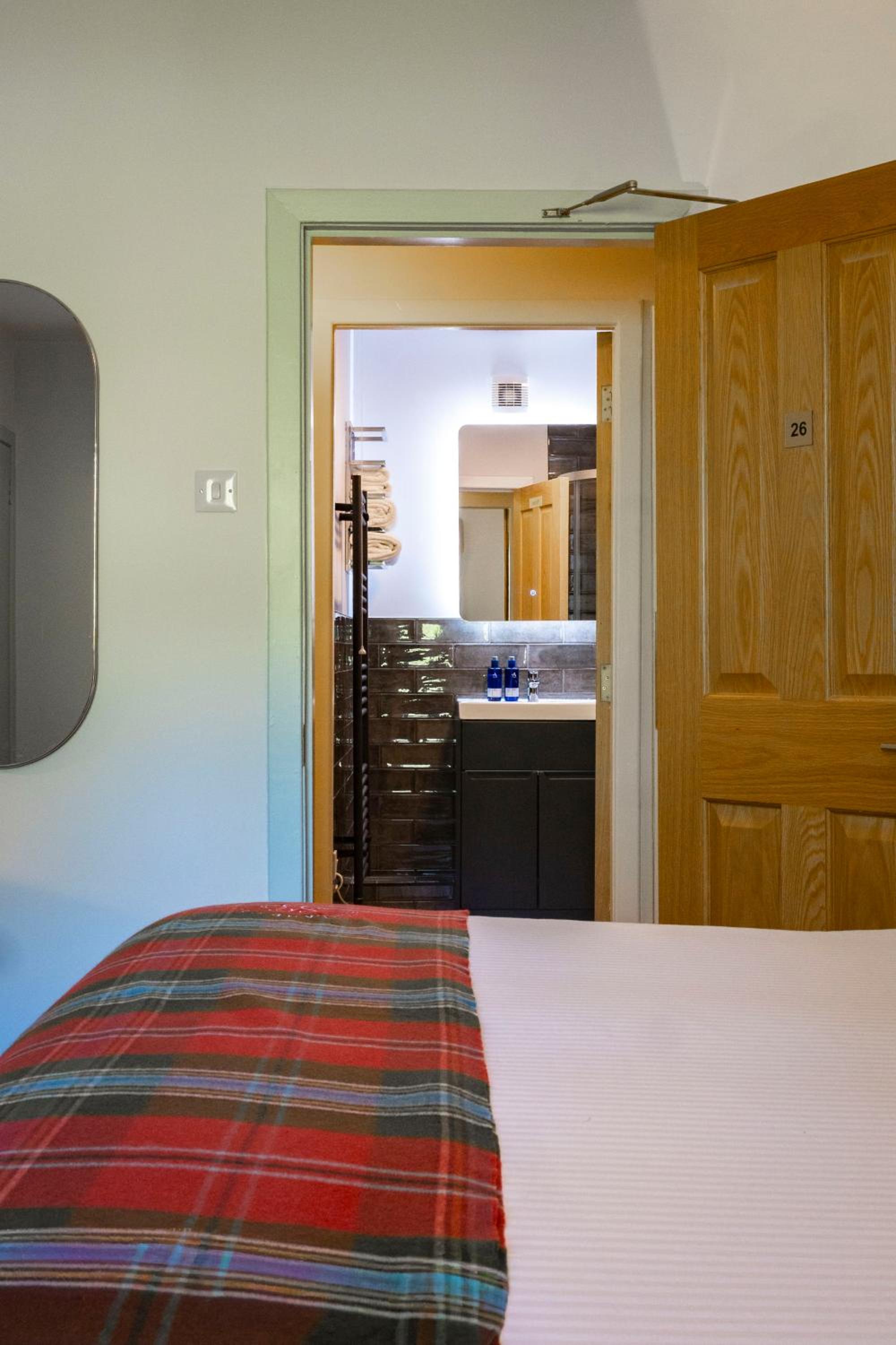 Haven Superior Double or Twin (External Private Bathroom)