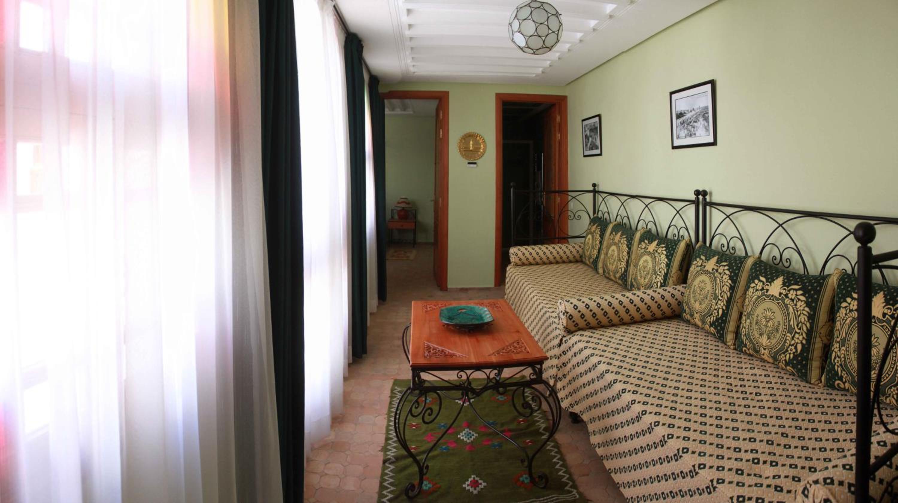 Asmahan Family Room - Photo 5