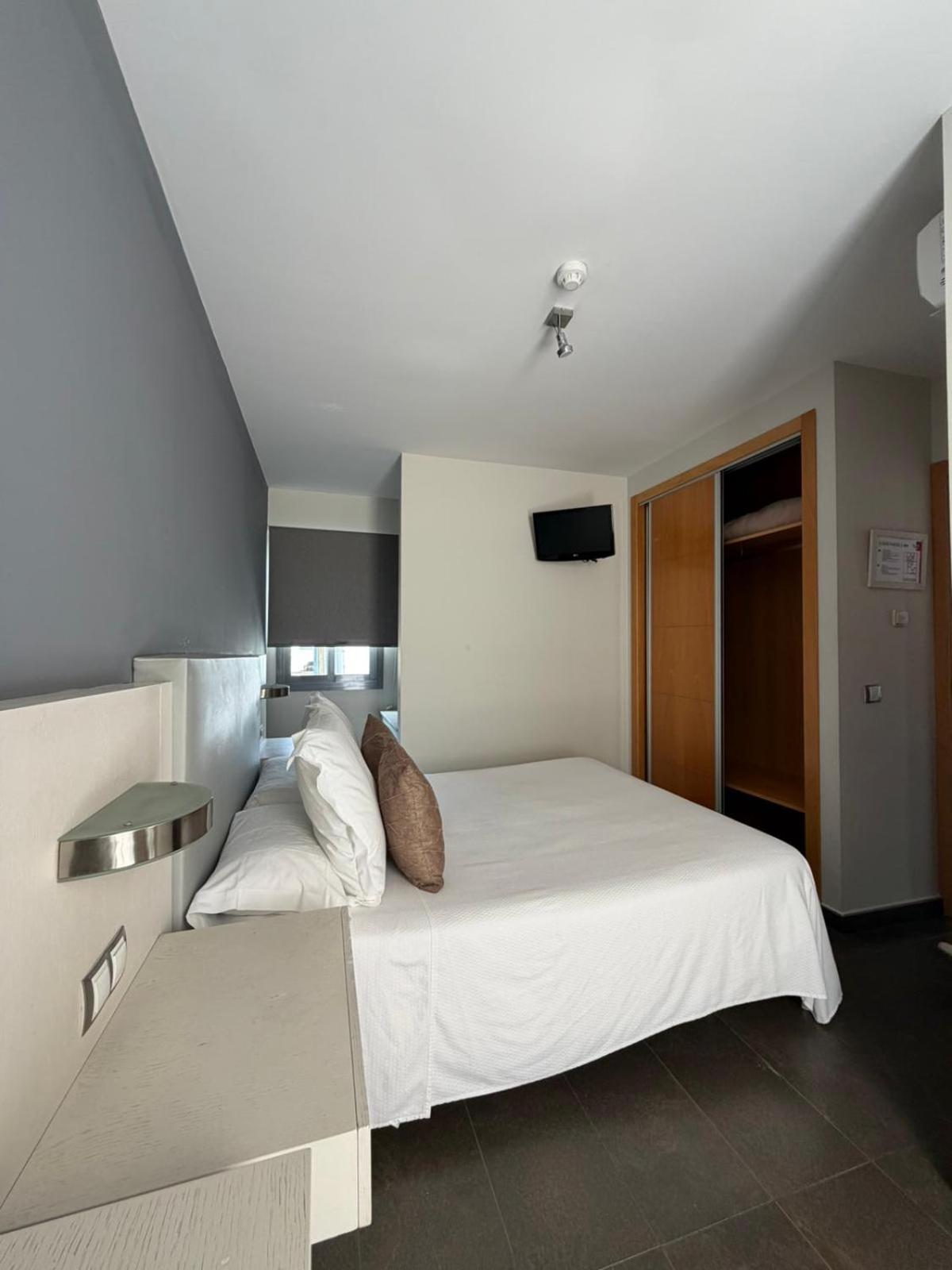 Superior Double Room - Photo 9