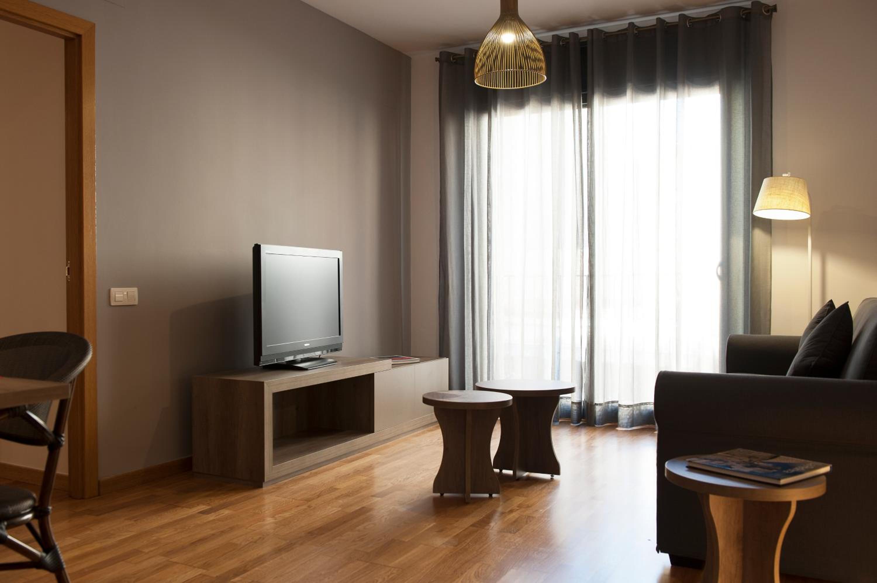 Two-Bedroom Apartment photo 3