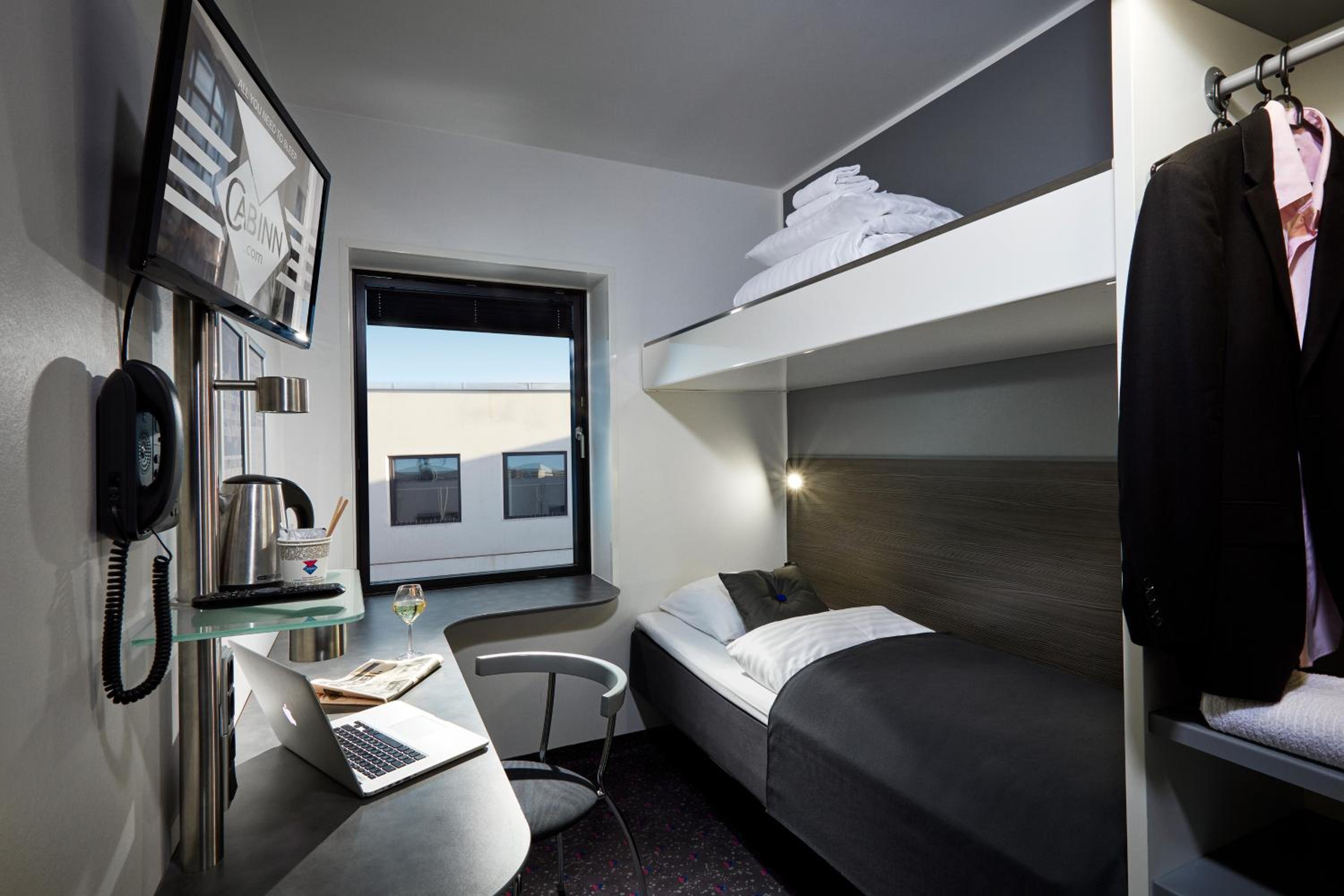 Economy Room