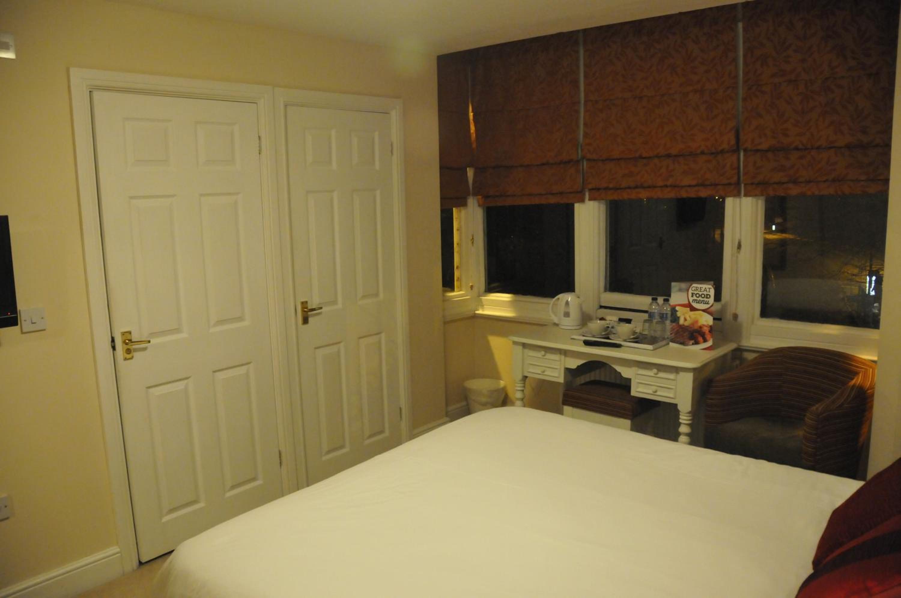 Double Room - Photo 13