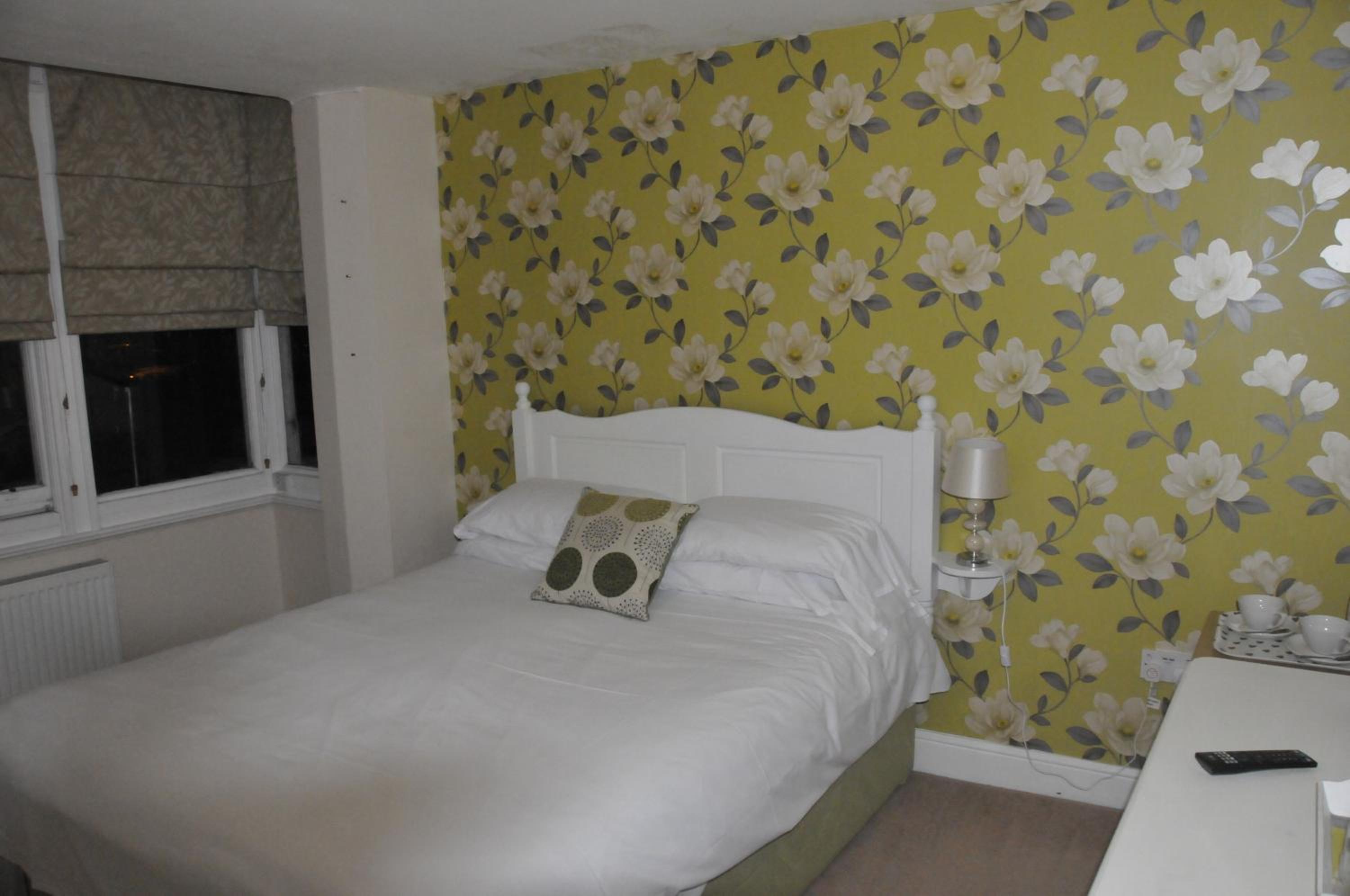 Double Room - Photo 11